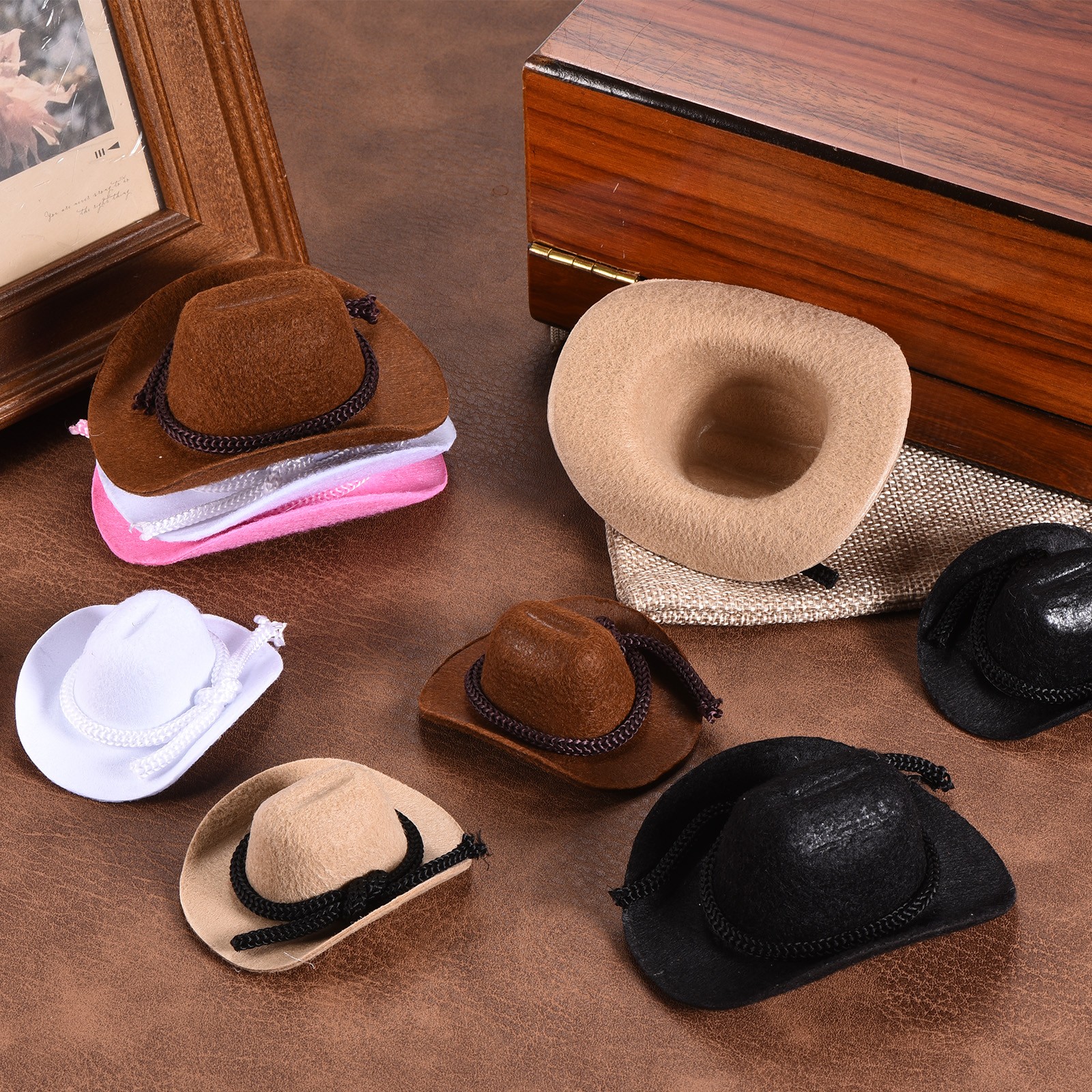White Mini Cowboy Hats for Crafts Dolls Wedding, 6.5cm x 7.1cm x 3cm
