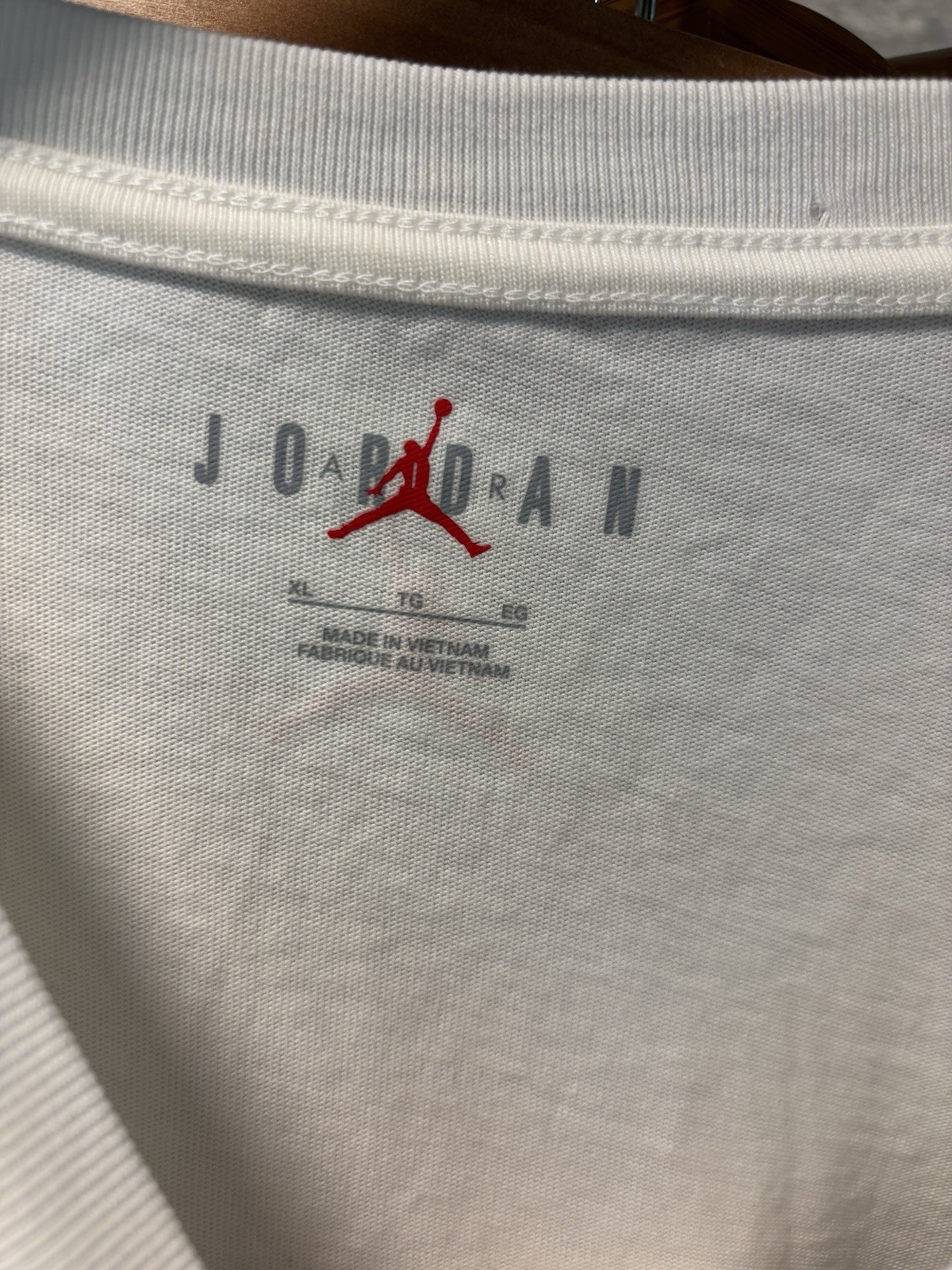 NIKE Jordan Flight Essentials Oversized T-Shirt Sail Varsity Red Men’s Size XL
