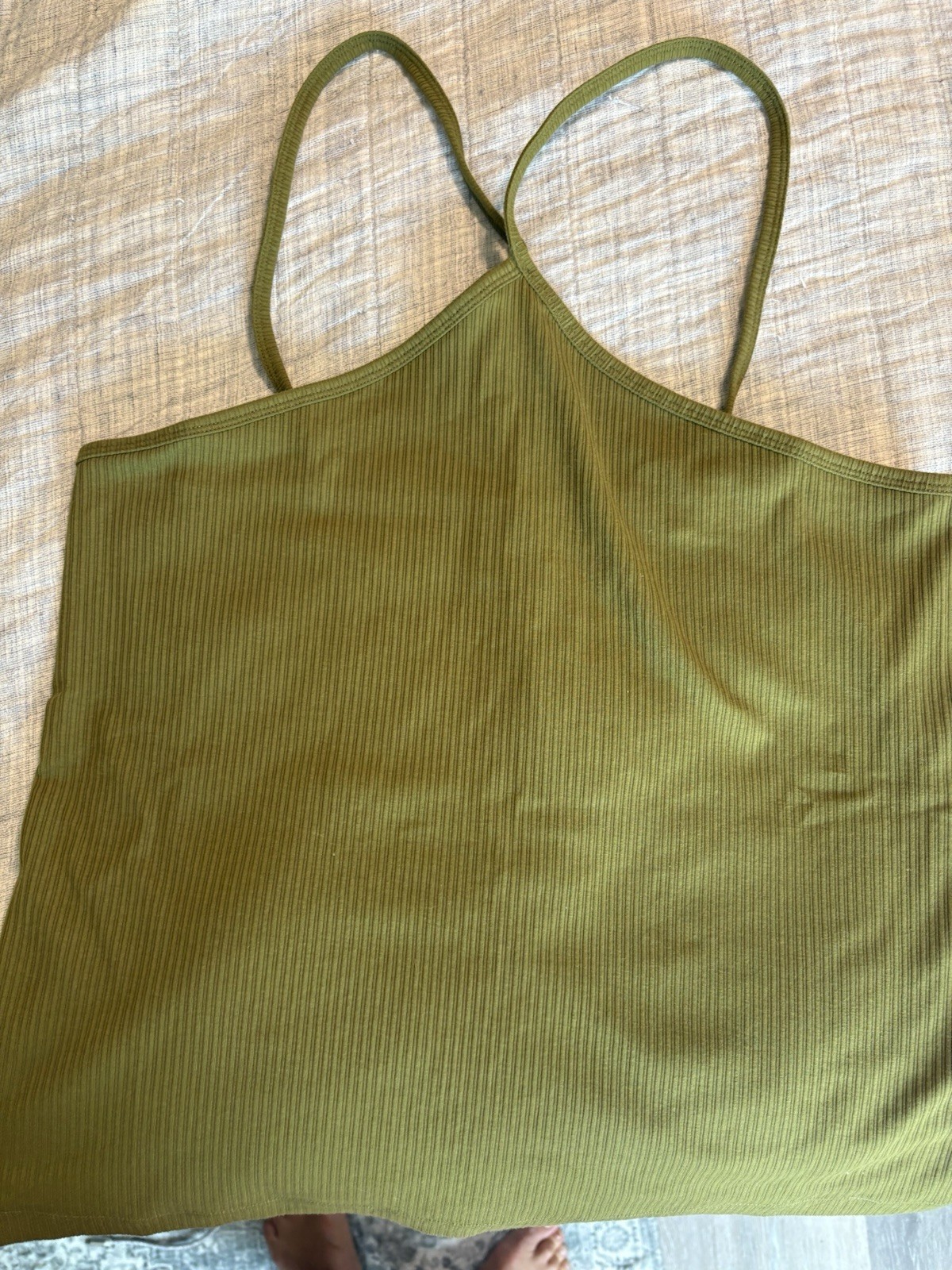 cabi NWT Intersect Tank – MEDIUM – Fall 23 – #4576, Ribbed Cotton, Avocado