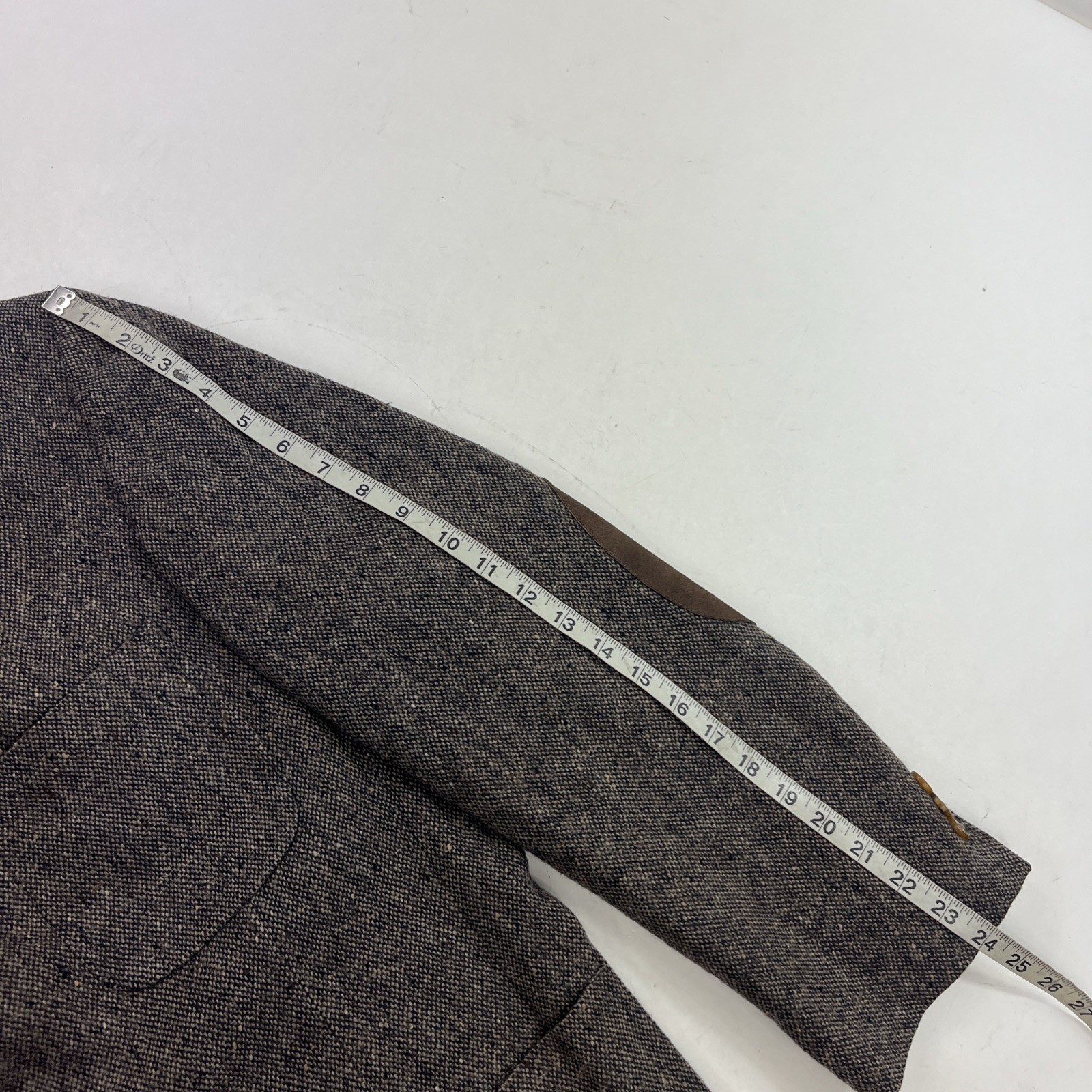 Vintage Orvis Wool Tweed Sporting Blazer Leather Elbow Patches Brown Size 42 R