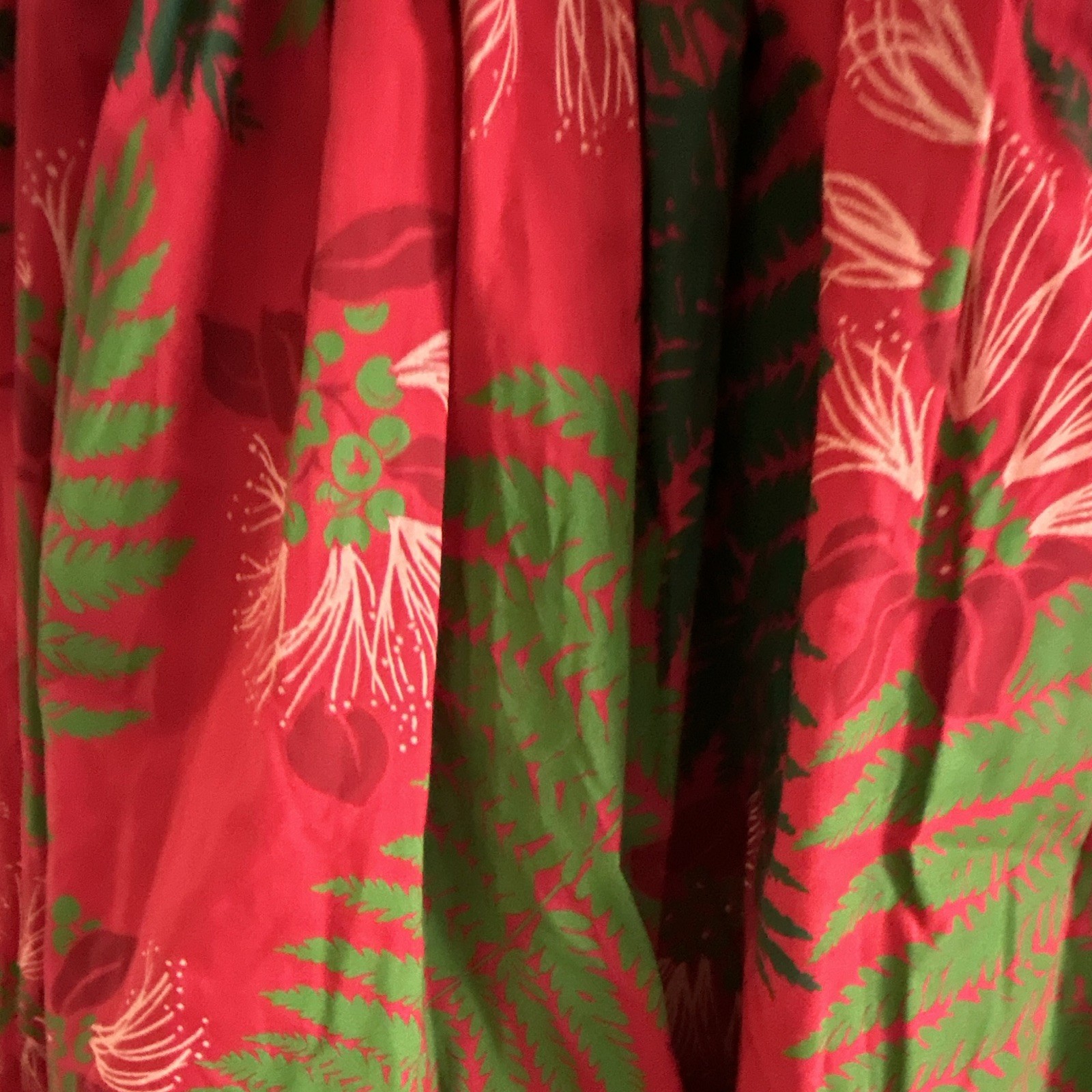 Girls Red/Green Floral A-Line Knee-Length Skirt, Elastic Waist Pull-On, S