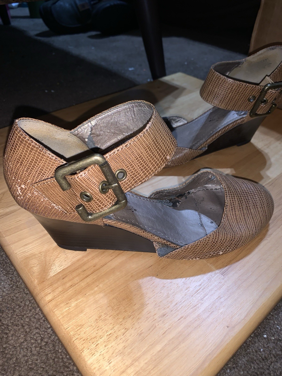 Royale Accent Women’s 8.5M Brown Faux Reptile Wedge Mary Jane Shoes Buckle Strap
