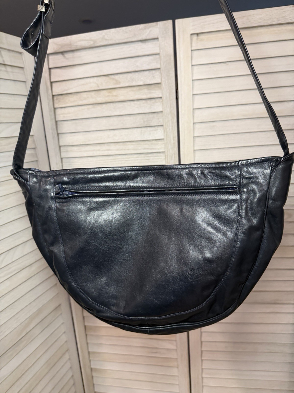 Vintage Italian Leather Navy Zip Half Moon Crossbody Bag Enny