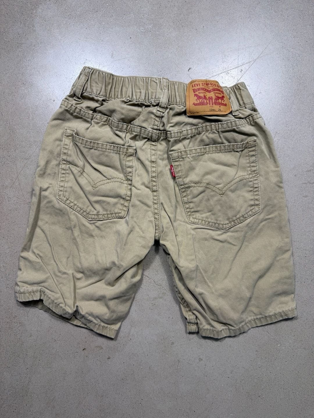 Levi’s 502 Regular Taper Chino Shorts with Webbed Belt – Boys Size 12 Reg