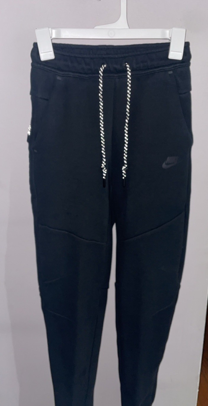 Nike Men’s Black Fleece Jogger Pants Size XS Drawstring Pockets