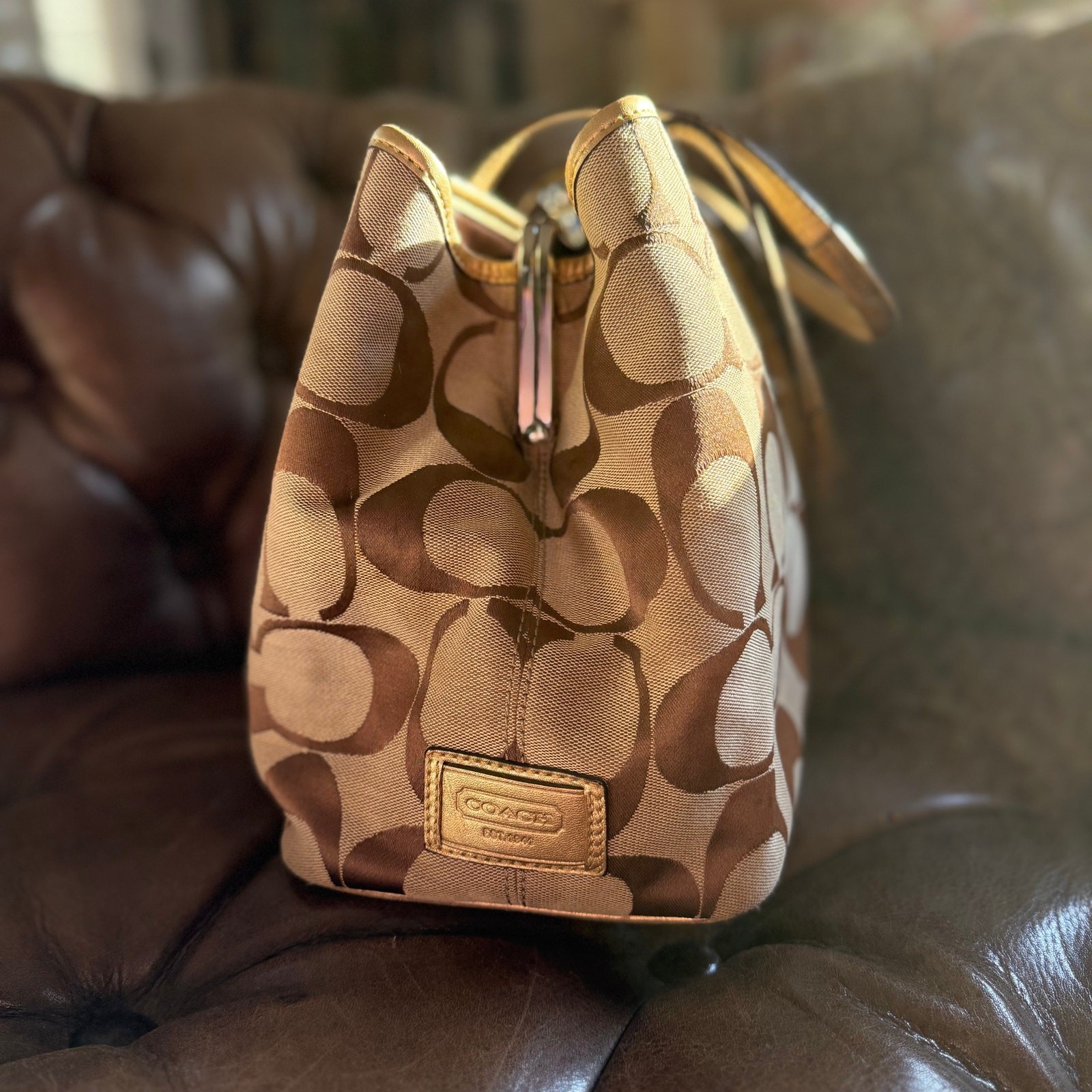 Coach Signature Stripe Framed Kisslock Tote Bag D1071-F13533