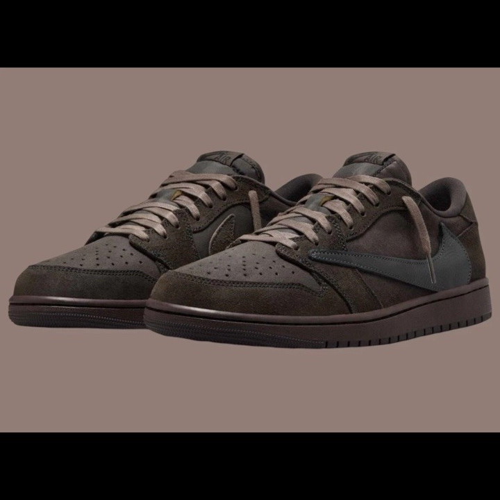 Nike Men’s Velvet Brown/Black Low-Top Lace-Up Sneakers Rubber Outsole NIB