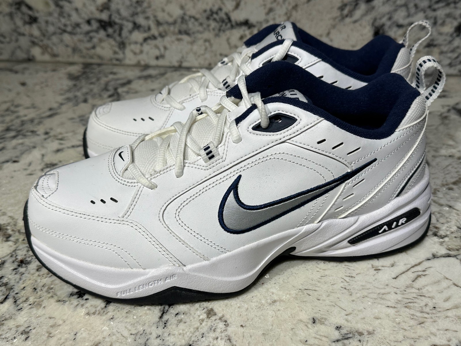 NIKE AIR Monarch IV Cross-Training Shoes WHITE & NAVY Men’s 8 4E 416355-102 EUC