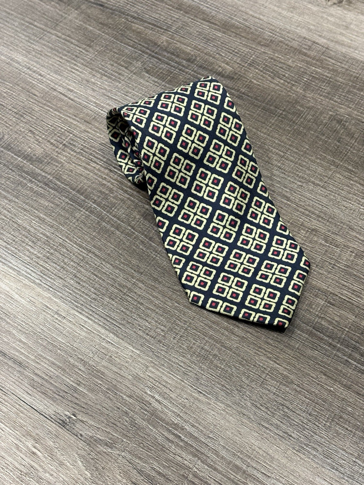 Brooks Brothers Makers Geometric All Silk Tie Made In USA Men’s Necktie Apparel