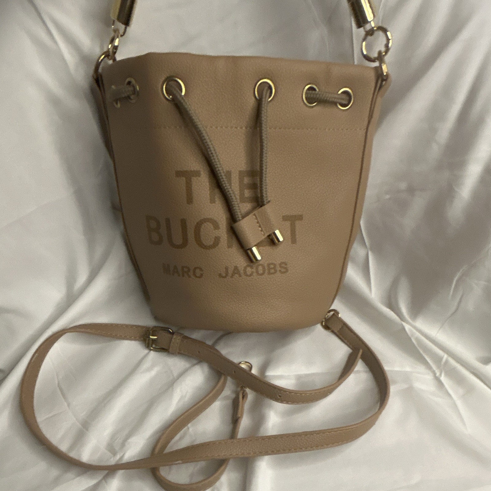 Marc Jacobs Beige Small Drawstring Bucket Crossbody Bag Gold Hardware Strap