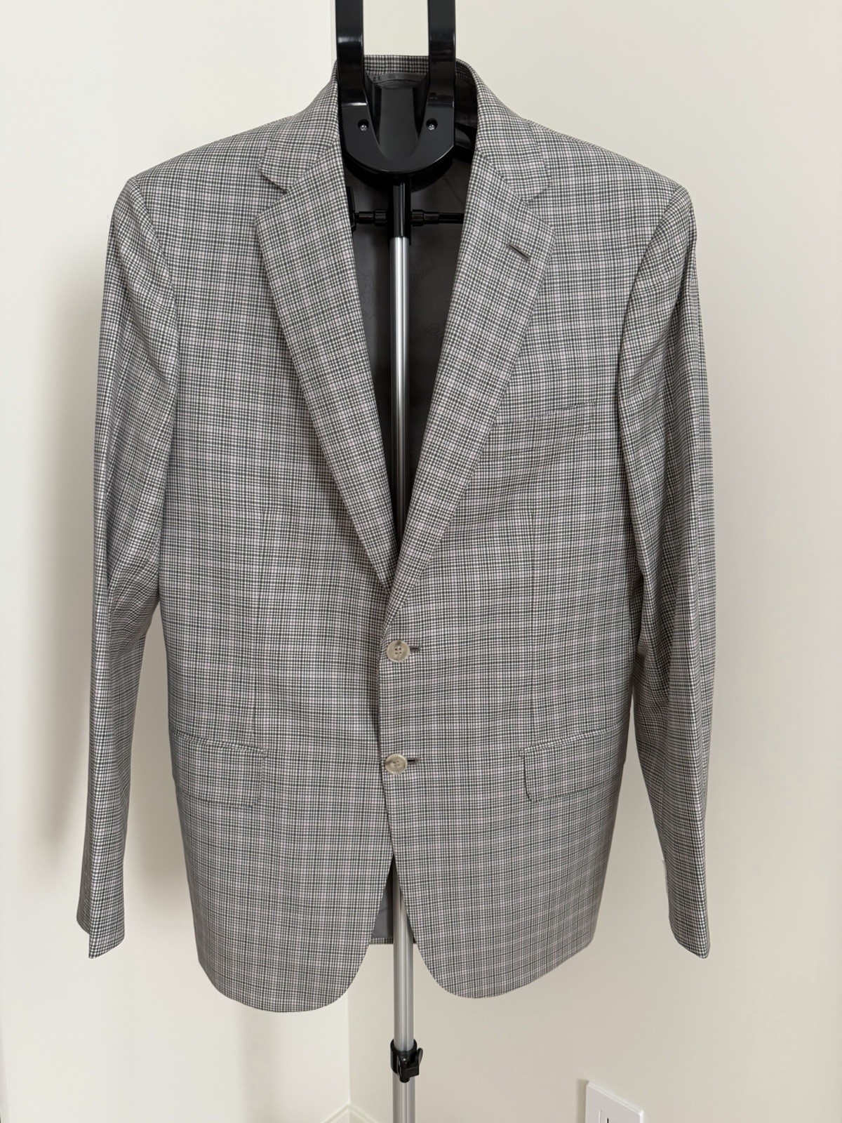 Brioni Colosseo 22 Gray Micro Houndstooth Sport Coat Blazer 38R Barneys NY Italy