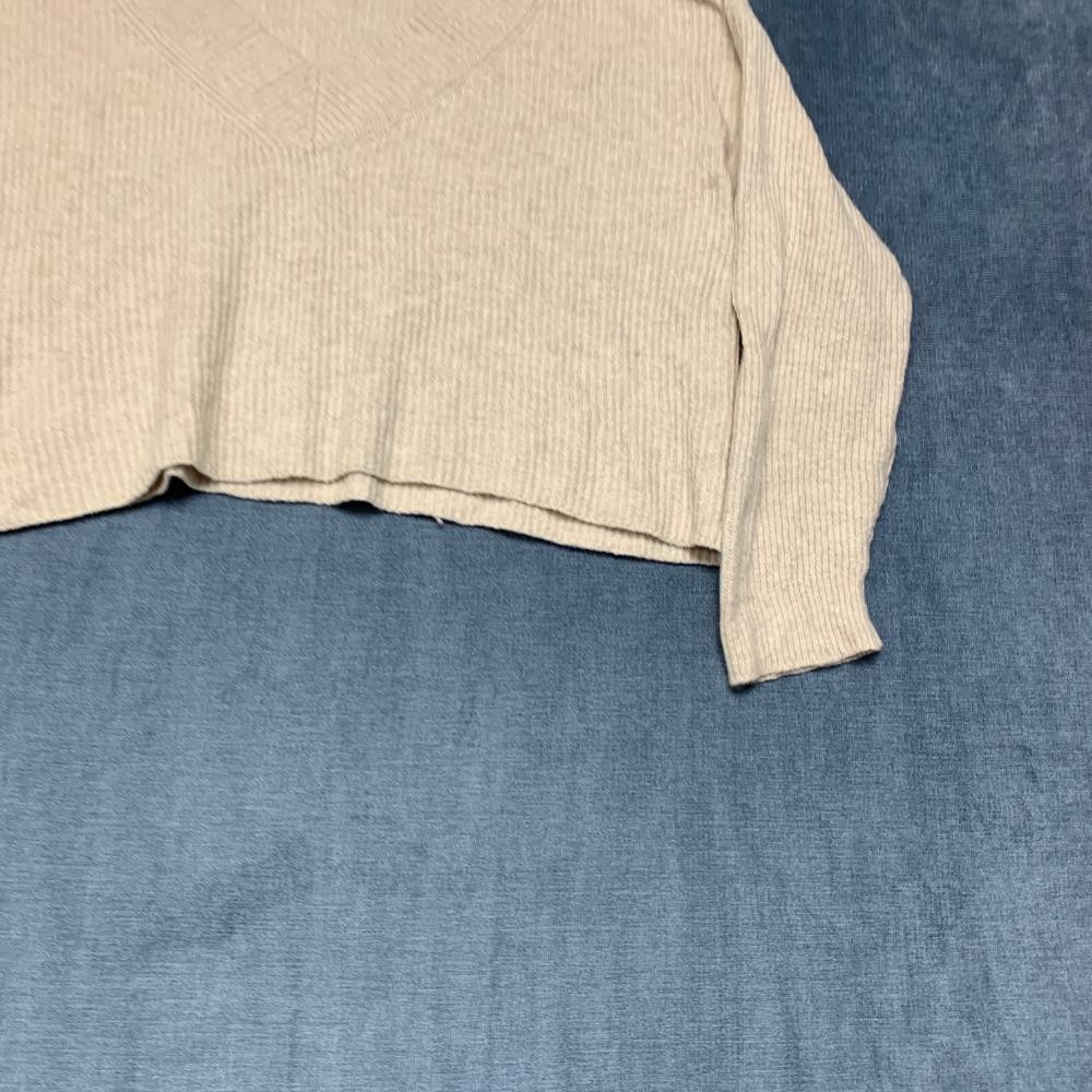 Open Edit Cropped Sweater Womens Large Beige Tight Knit Cotton V Neck Streetwear