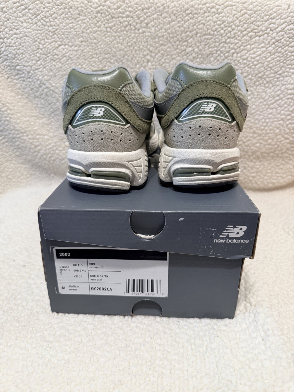 New Balance 2002R Unisex Kids Athletic Sneakers US 5 M Green/Gray Suede GC2002CA