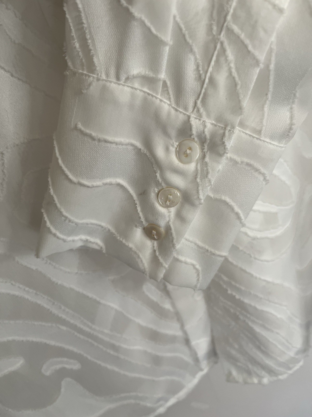New Ming Wang Women’s White Zebra Button Front Shirt Textured Office Business