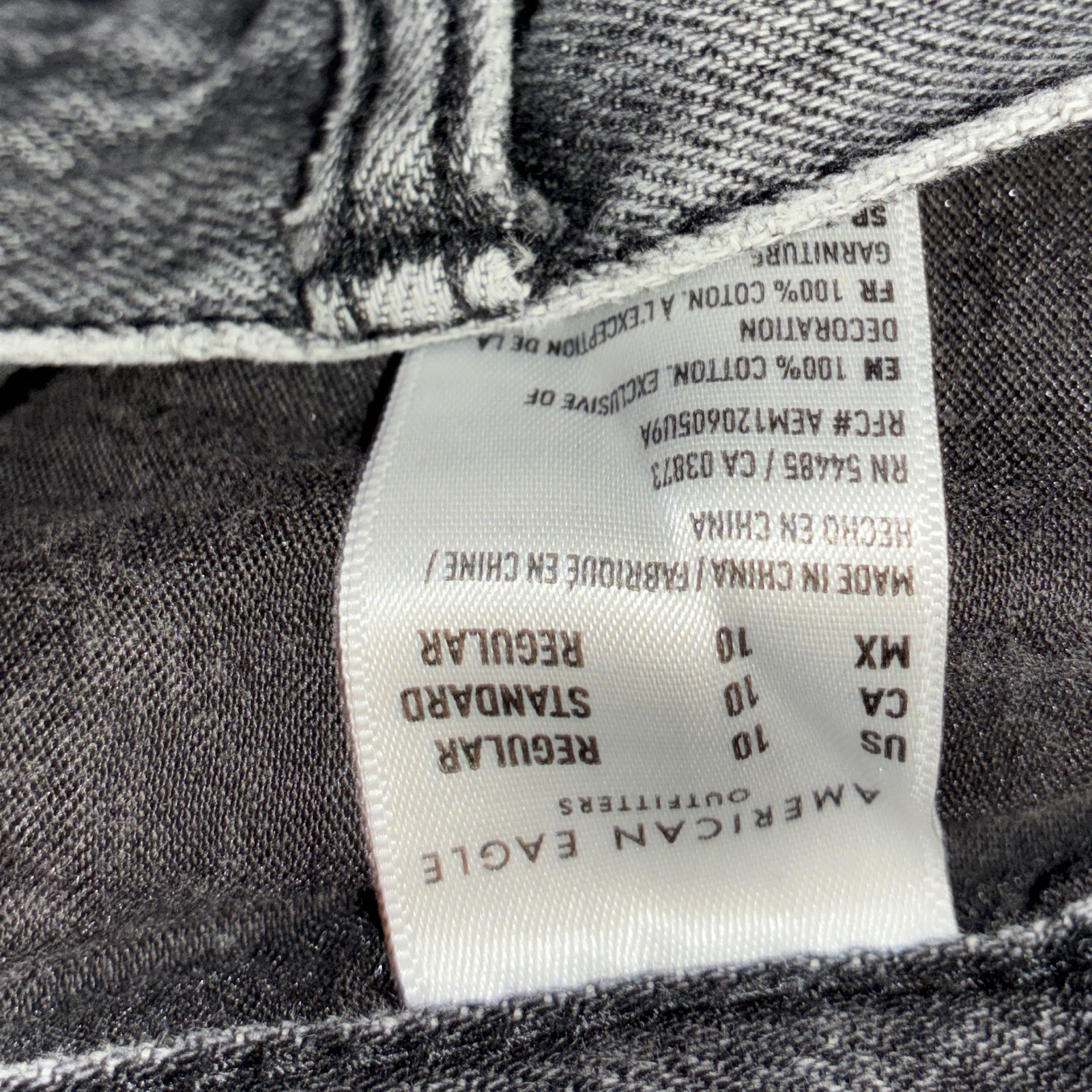 American Eagle Women’s Mom Jeans High Rise Dark Wash Distressed 100% Cotton