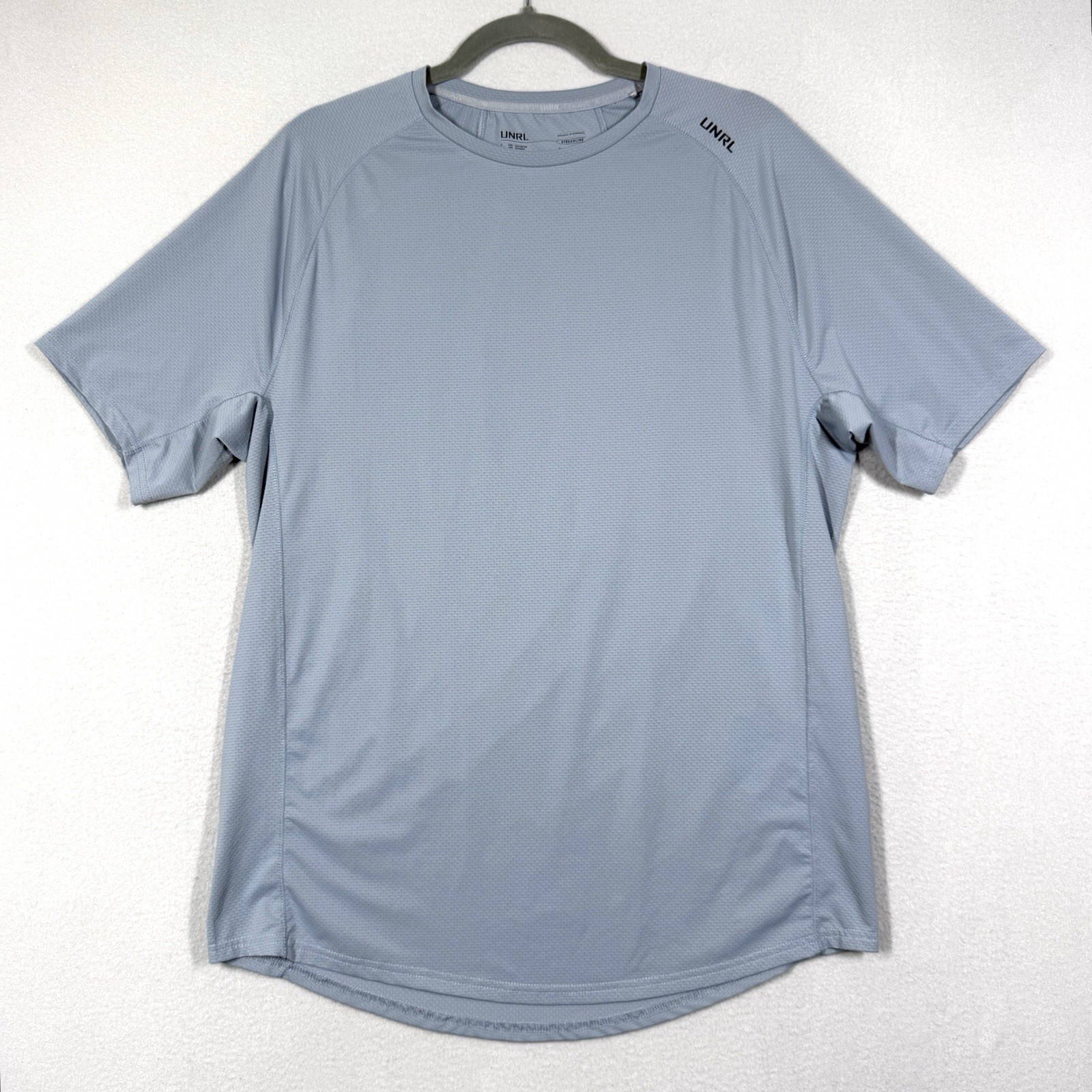 UNRL Shirt Mens Medium Streamline Short Sleeve Performance Athletic Tee Grey