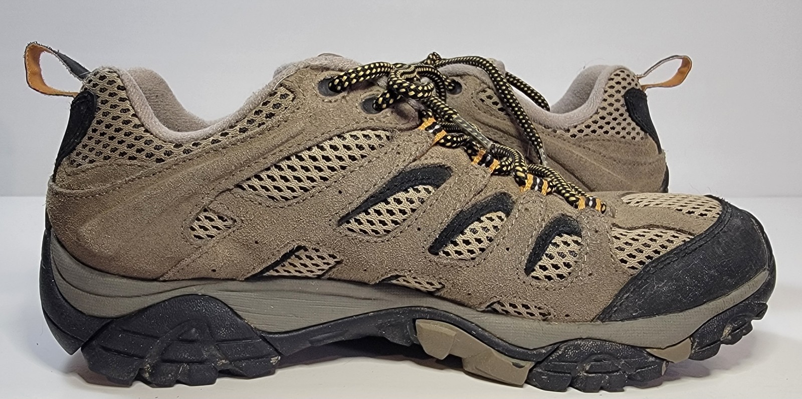Merrell Moab Ventilator Low Hiking Shoes Mens 7 Walnut Suede Trail Vibram J86595
