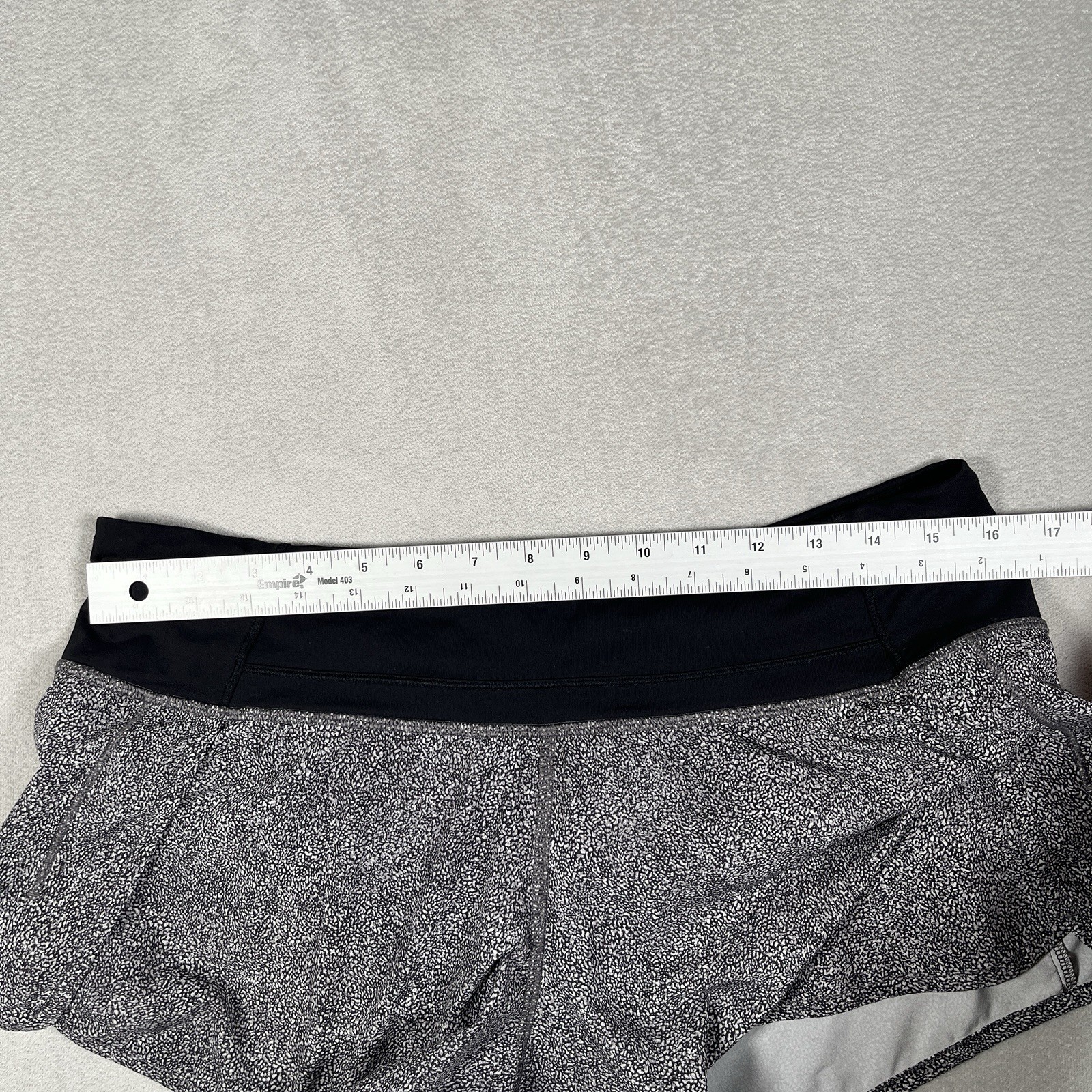 Lululemon Run Times Short Size 8 Sea Spray Alpine White Dark Chrome Swift Ultra
