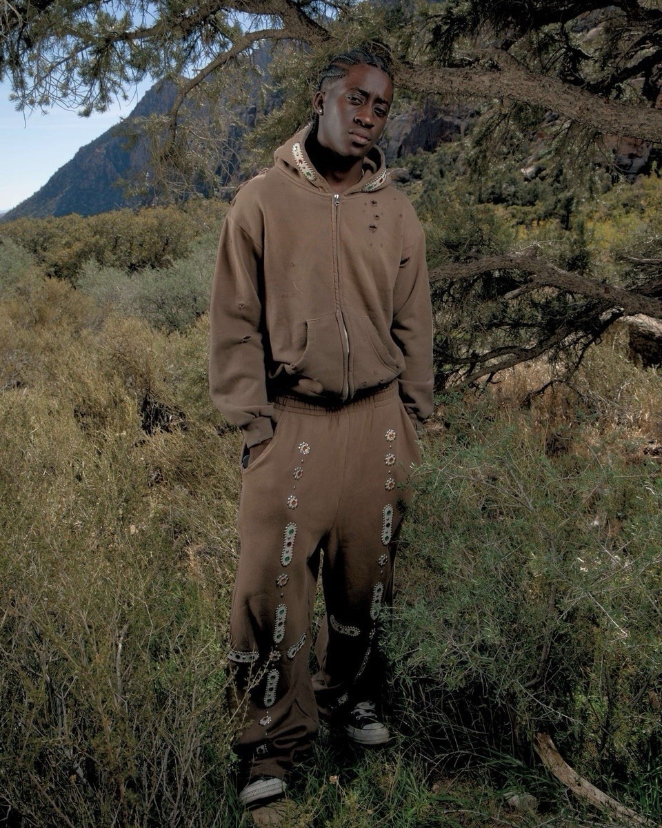 BRAVE STUDIOS Brown Sapphire Zip Hoodie Size Medium + Baggy Sweatpants Size S/M