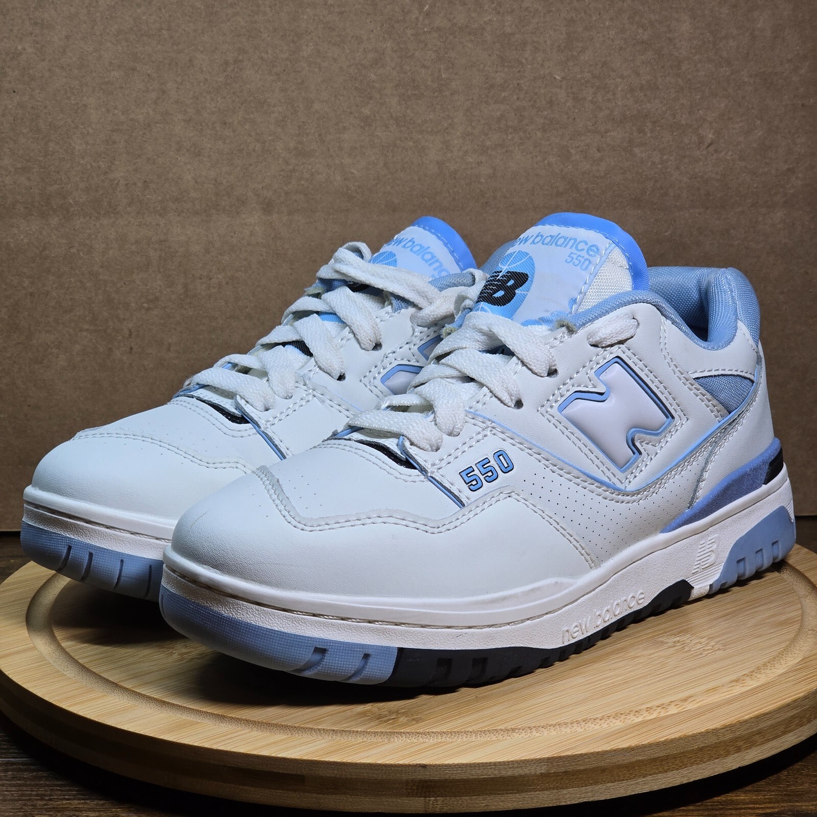 New Balance 550 Men’s Size 6D Team Carolina Blue
