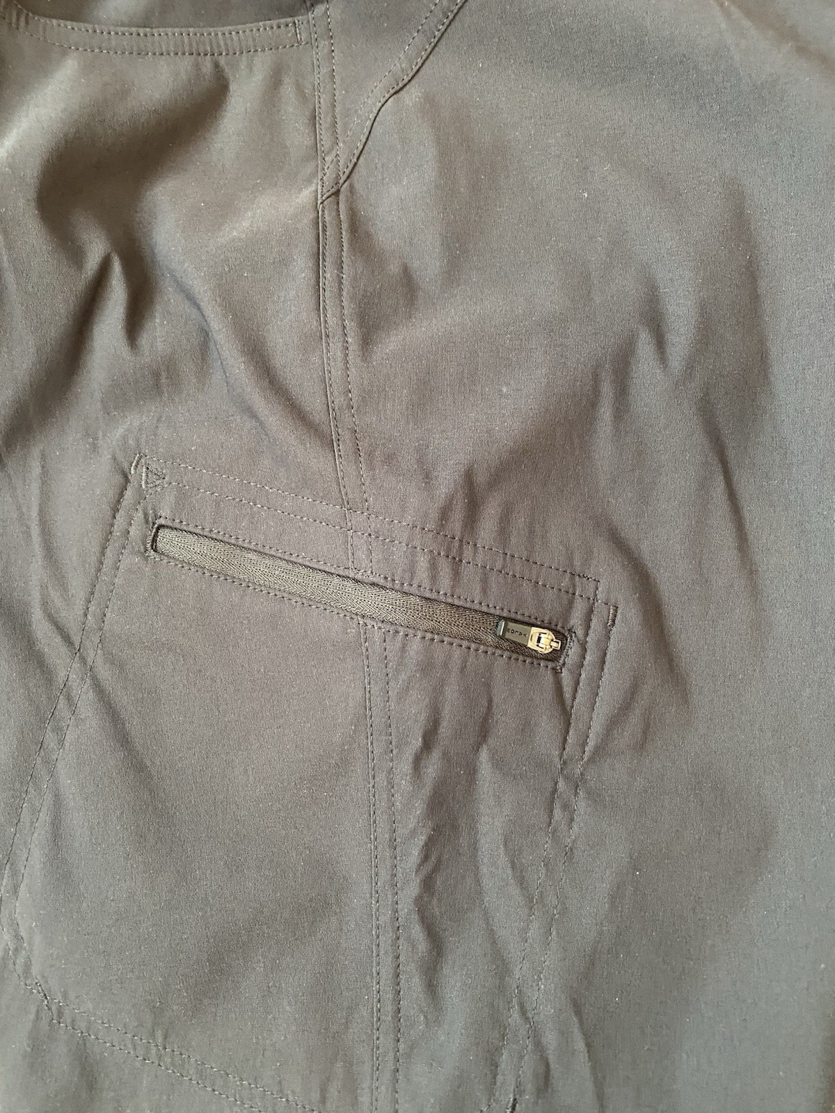 Eddie Bauer Rainier Pants Women’s Size 12 Black Capri