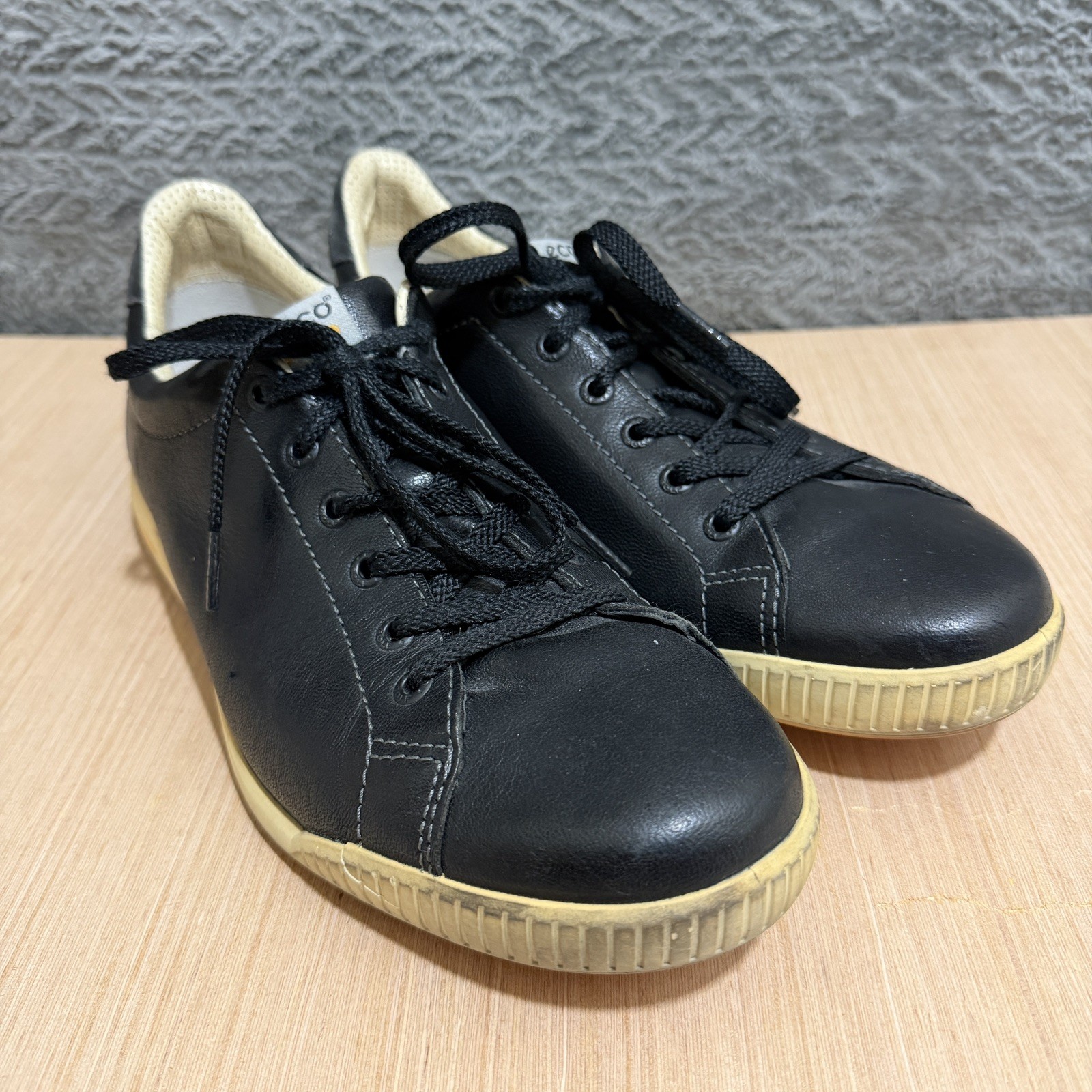 ECCO Shoes Mens 44 EW Soft 7 Casual Low Top Sneakers Black Leather Lace Up