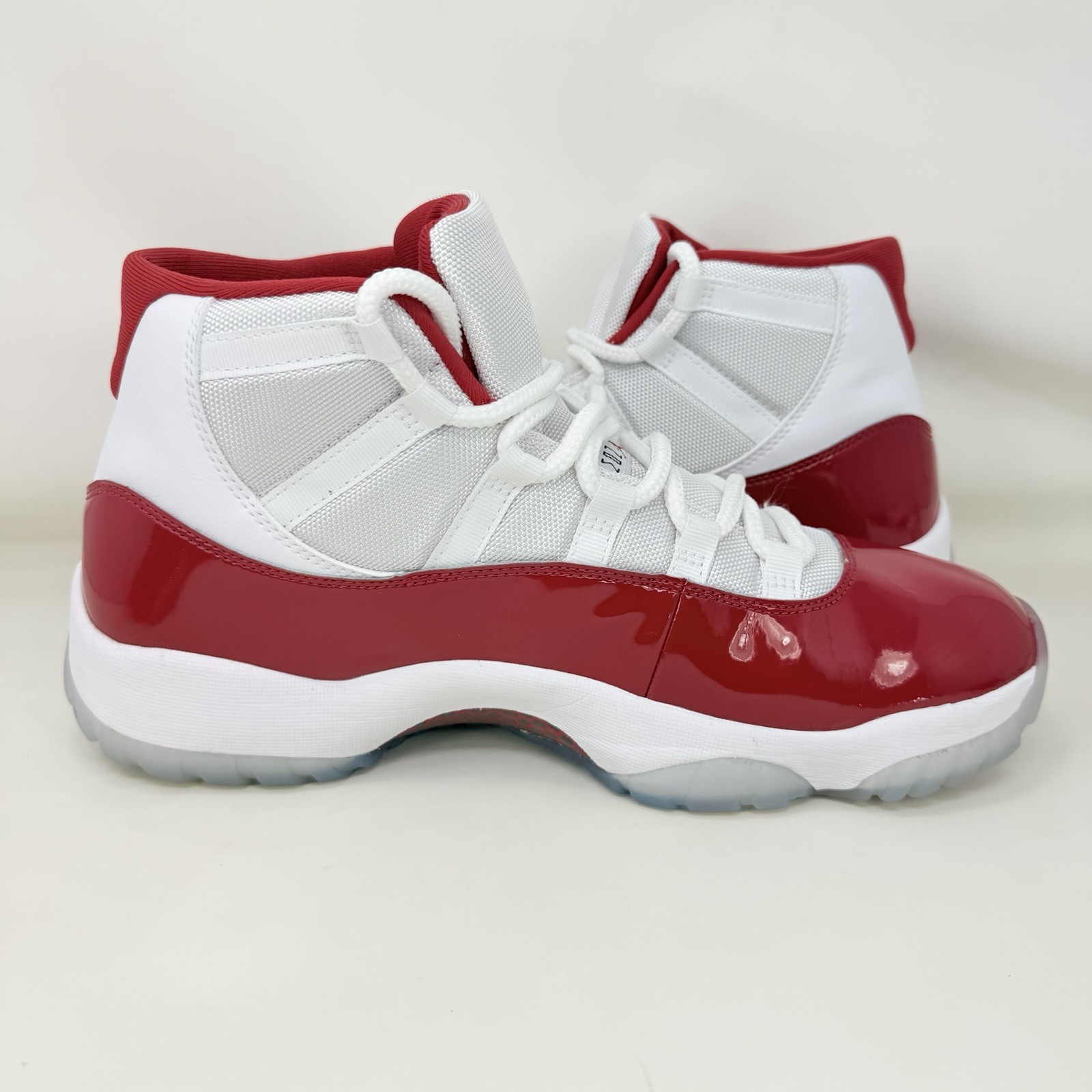 Nike Air Jordan 11 Cherry Retro Shoes Red White 2022 Men’s Size 11.5