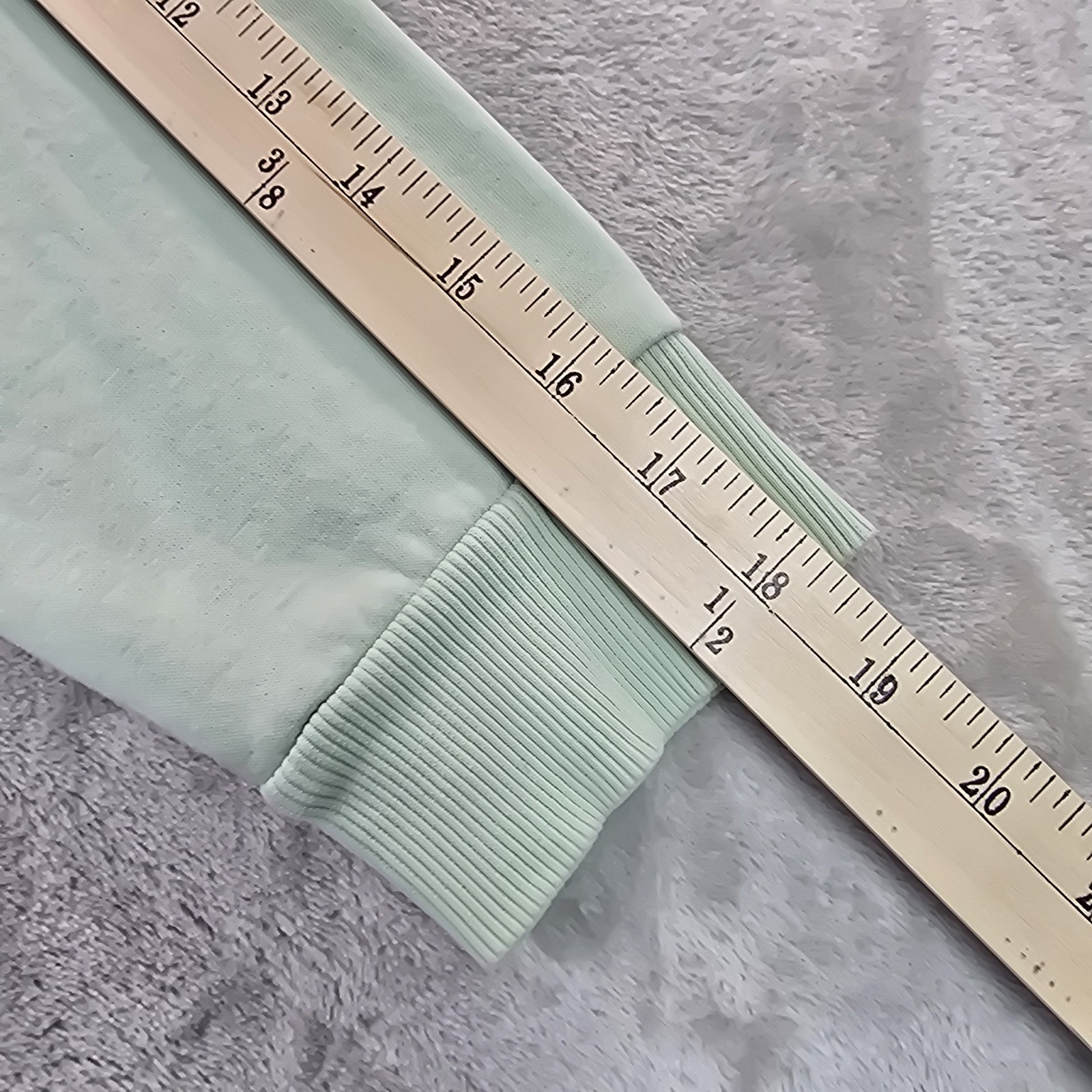 Lou & Grey Women’s L Mint Green Sweatshirt Organic Cotton Recycled Polyester Sof