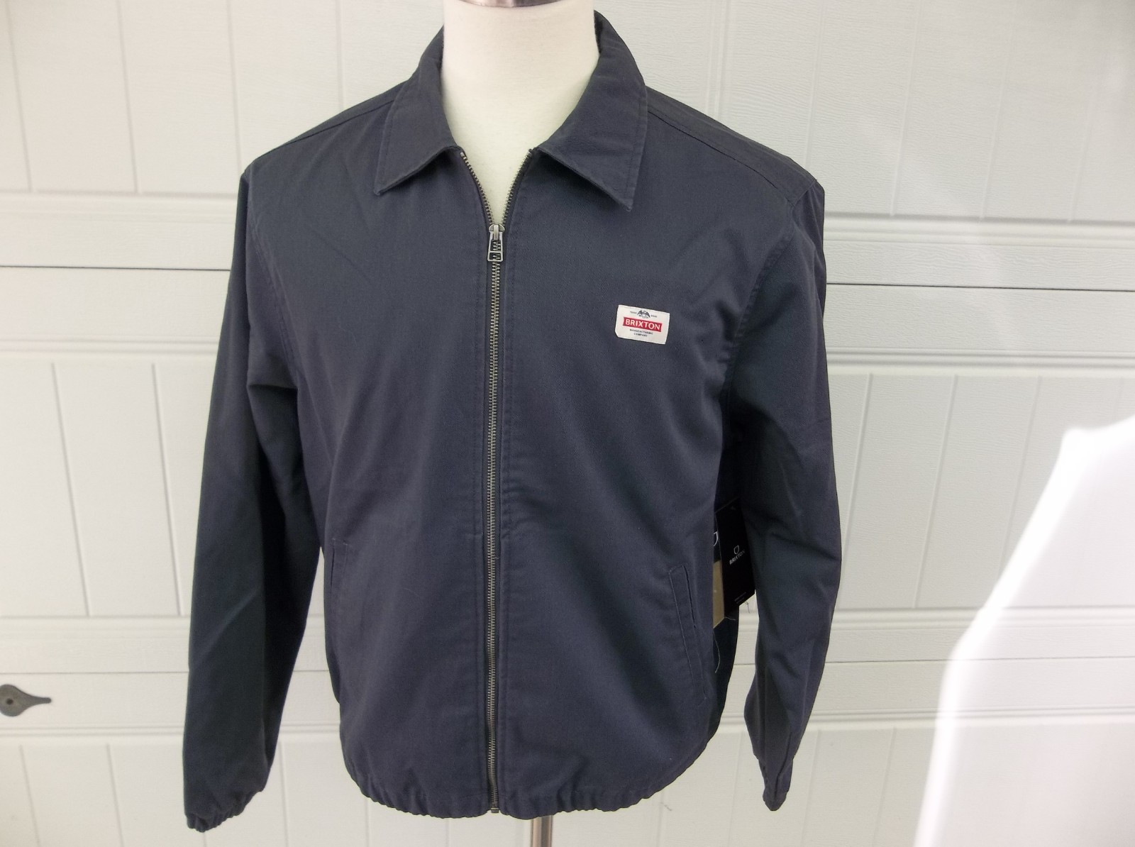NWT MEN’S BRIXTON TRADEMARK LIGHTWEIGHT GARAGE ZIP JACKET.MEDIUM.NEW FOR 2026.