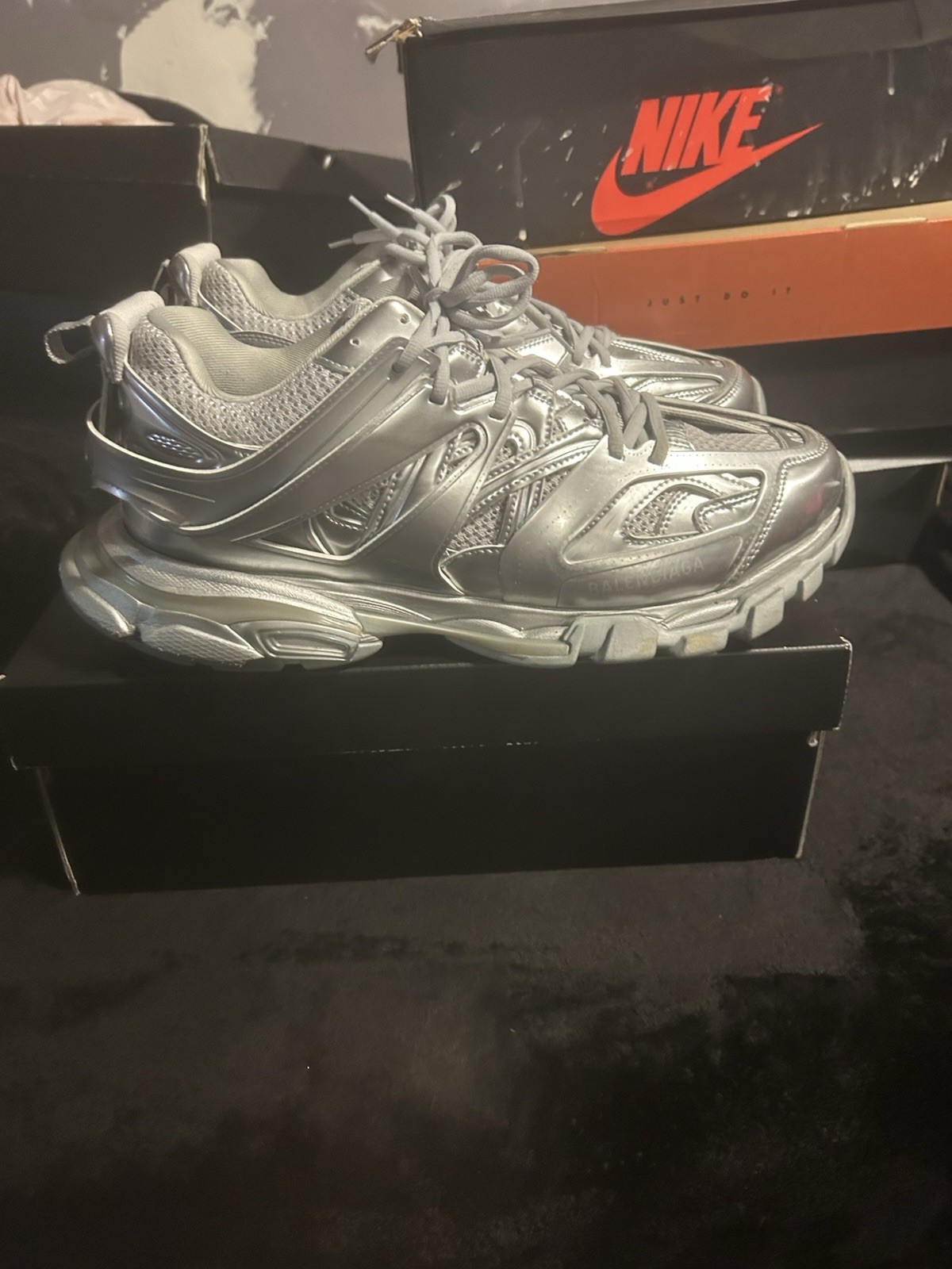 Balenciaga Men’s Silver Low Top Lace-Up Athletic Sneakers Casual Pre-Owned