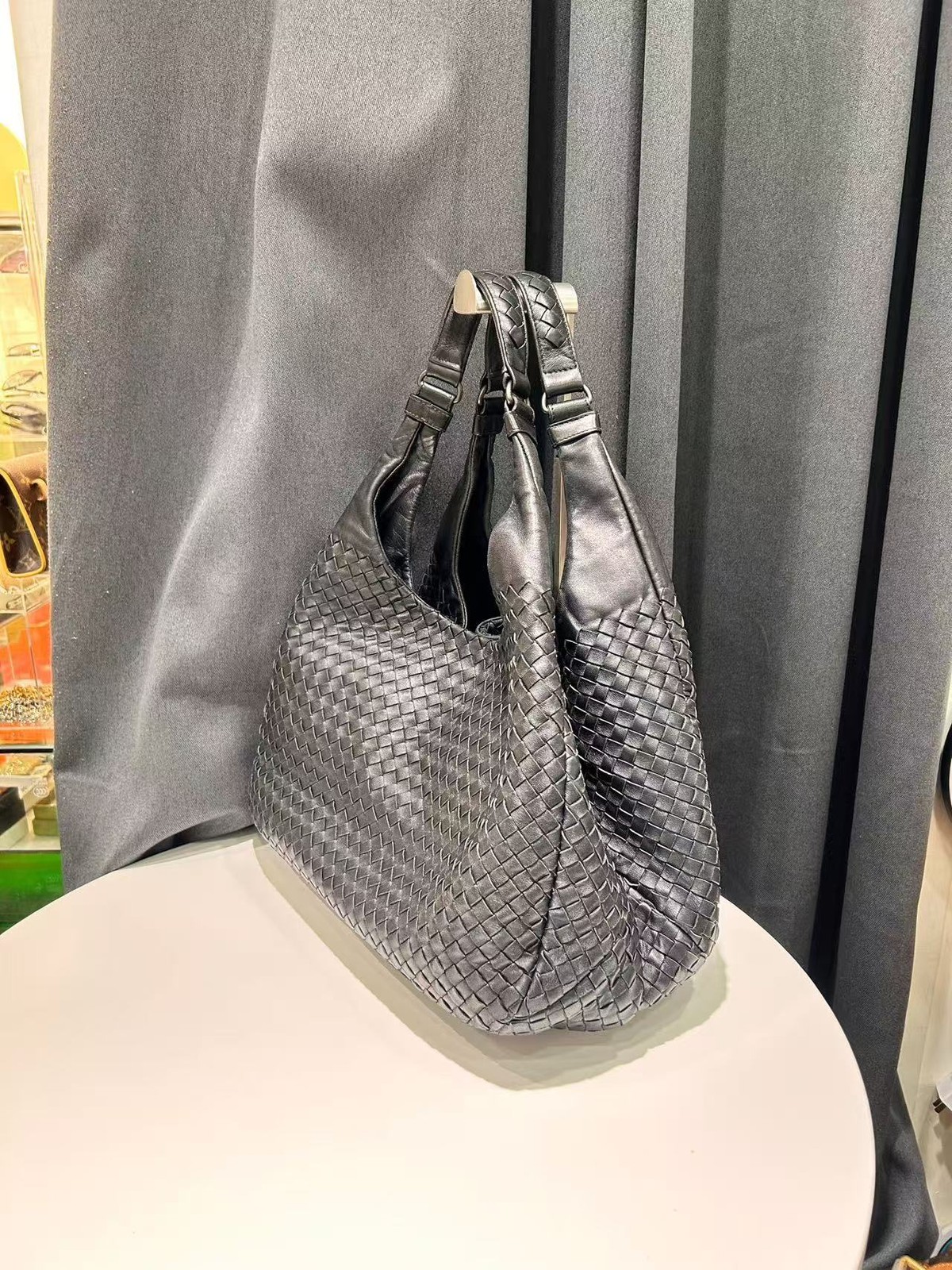 Authentic Bottega Veneta Black Intrecciato Large Hobo Shoulder Bag Italy