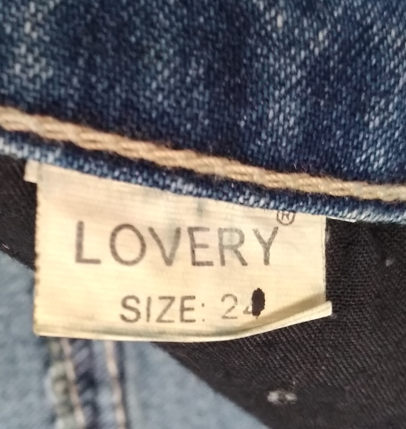 Lovery 21″ x 22″ Flared Leg Stretch Distressed Denim Low Rise Jeans