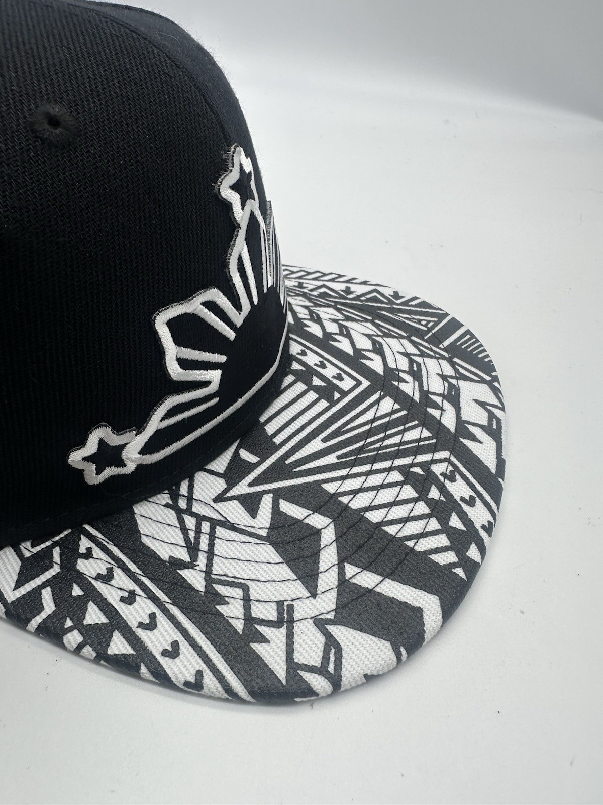 Filipino Philippines Strength Hat pinoy pinay flag 3 stars and sun Black Tribal