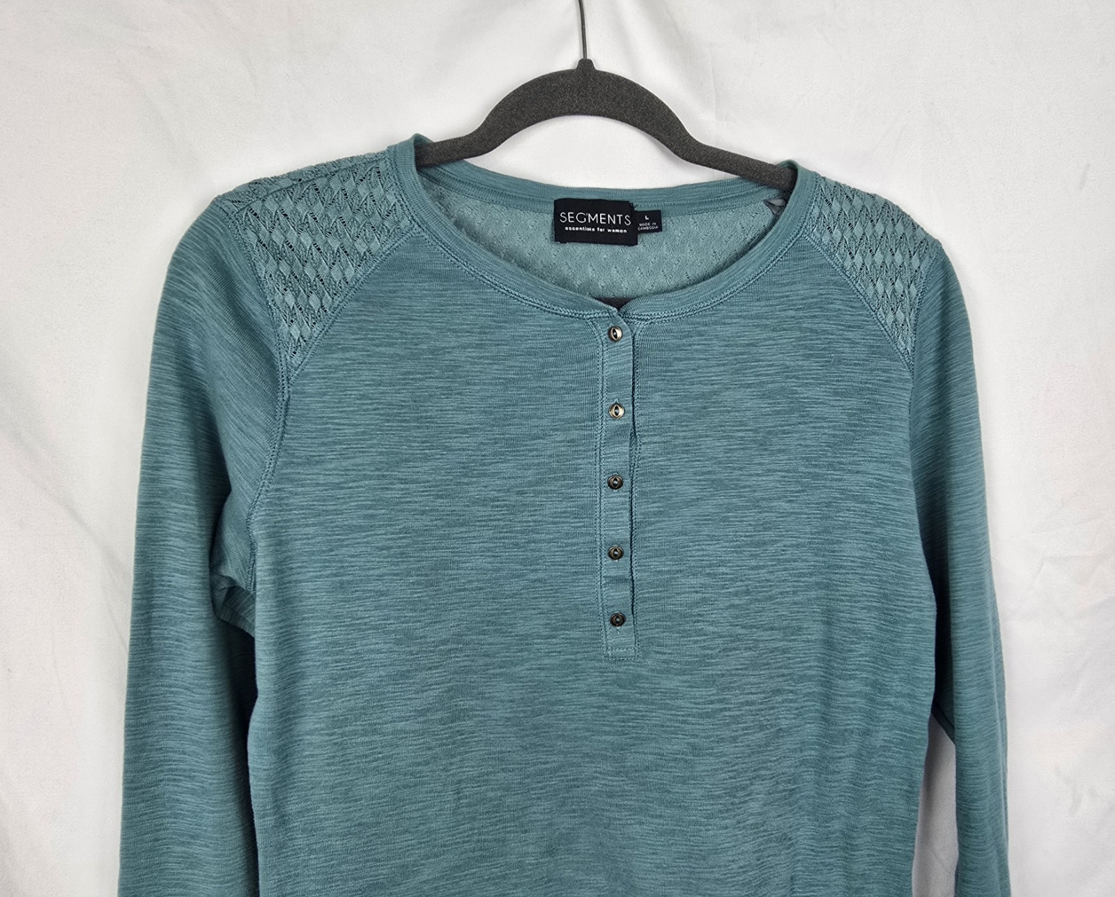 Seg’ments Essentials Lace Trim Minimalist Henley Long Sleeve Top sz L