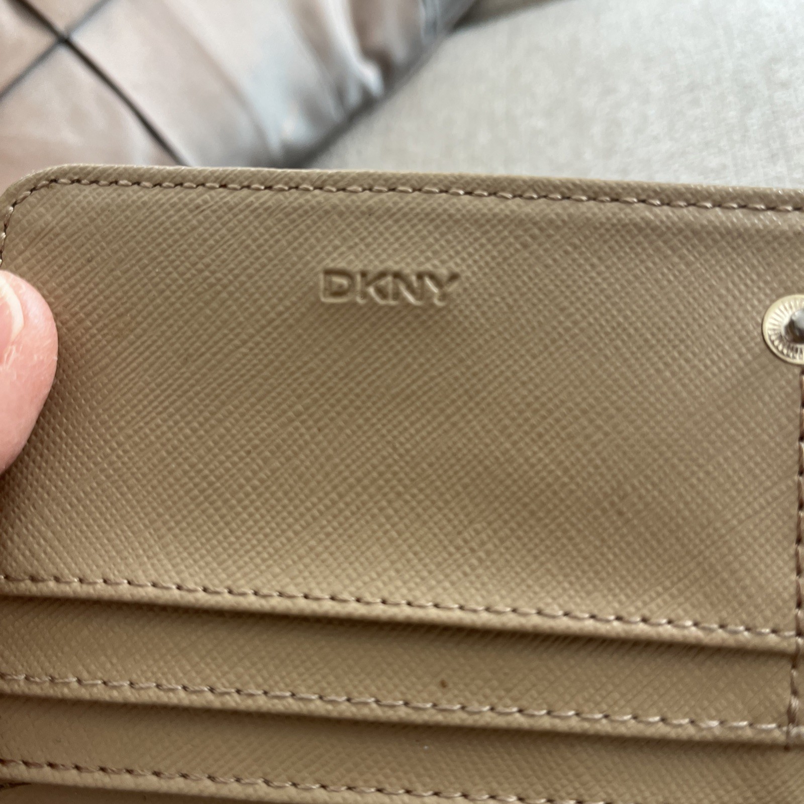 Dkny Wallet Multifunctional Credit Cards Bills Receipt Coins Orange Purse Wallet