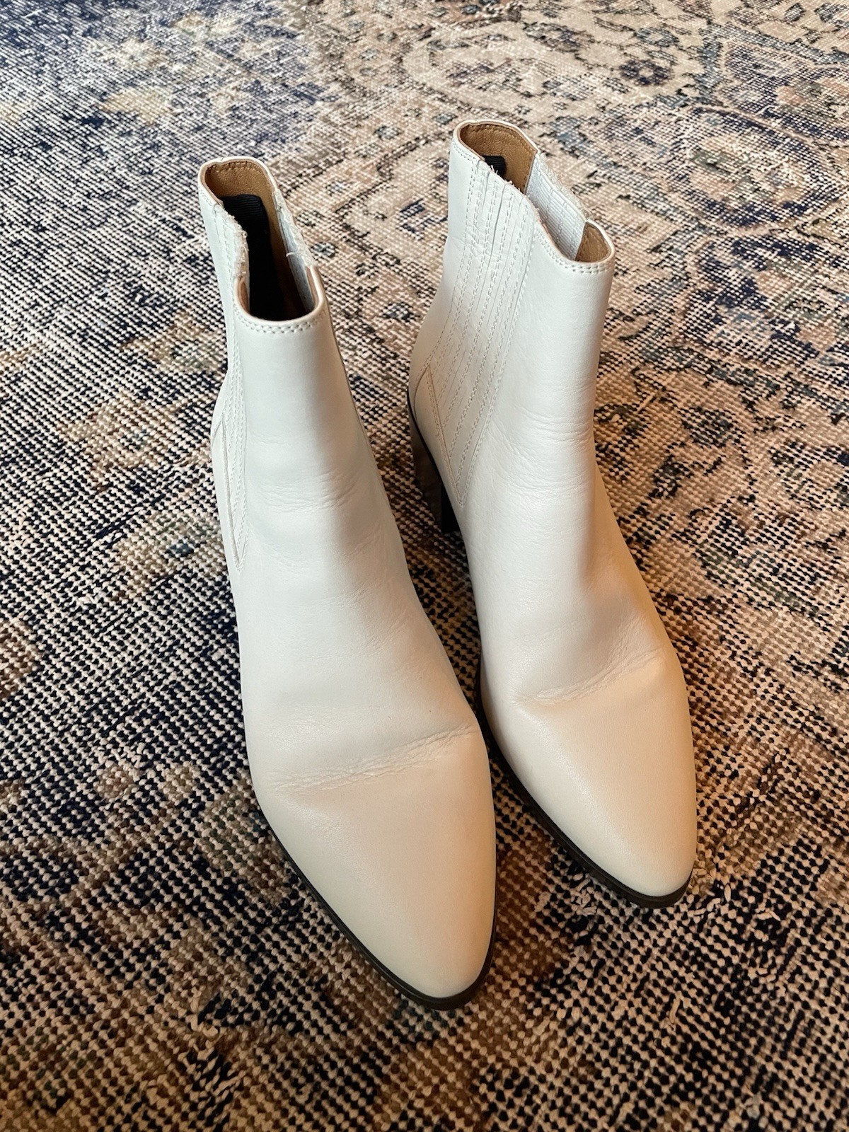 rag & bone Women’s Beige Leather Chelsea Ankle Boots Pointed Toe Slip On EU 39.5