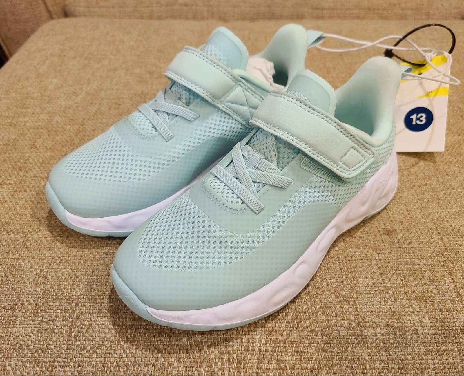 All In Motion Kids Peyton Performance Sneakers NWT Size 13
