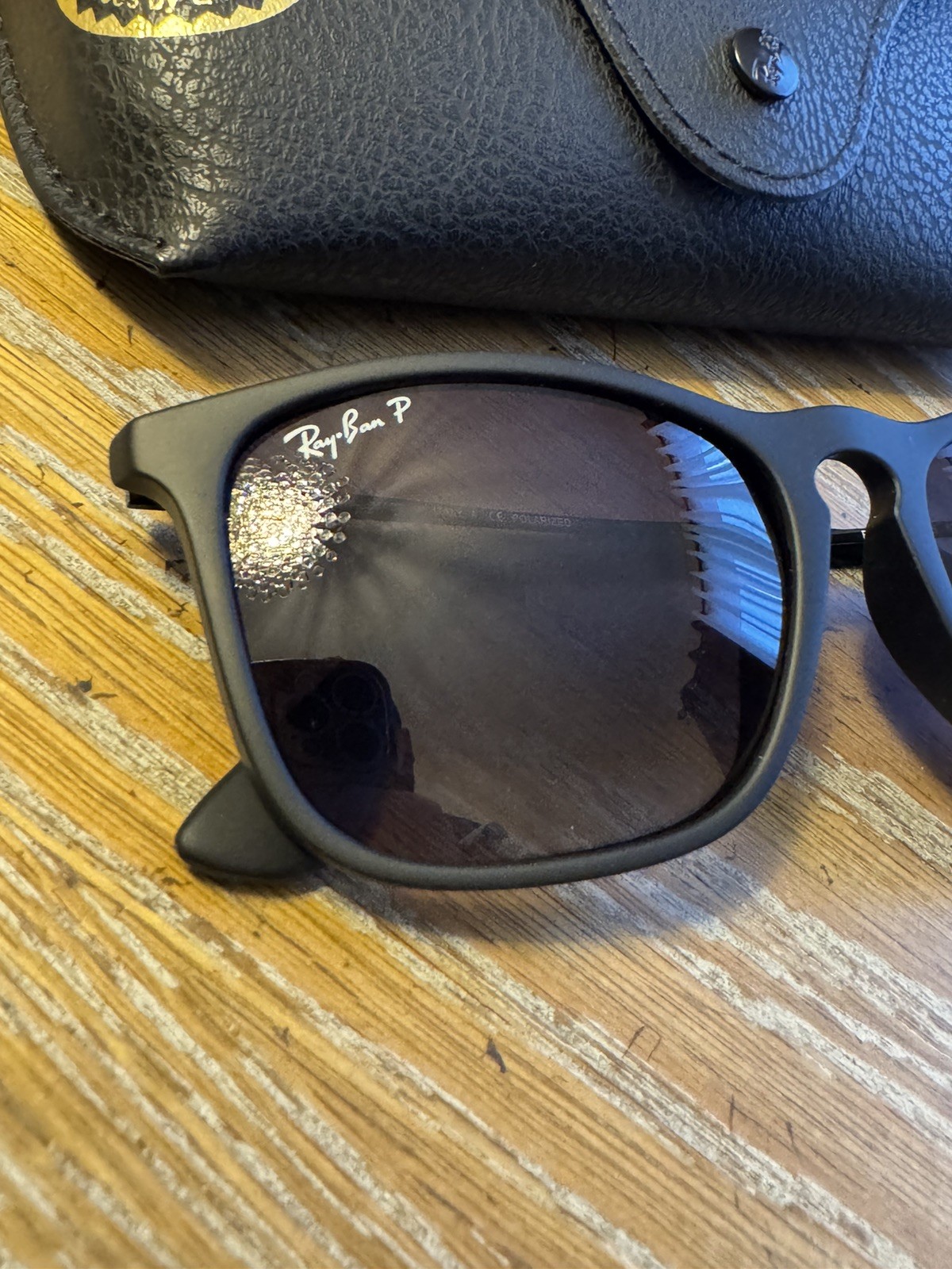 New Ray-Ban RB4186 CHRIS GRADIENT GRAY 54/18MM – MATTE RUBBER BLACK Sunglasses