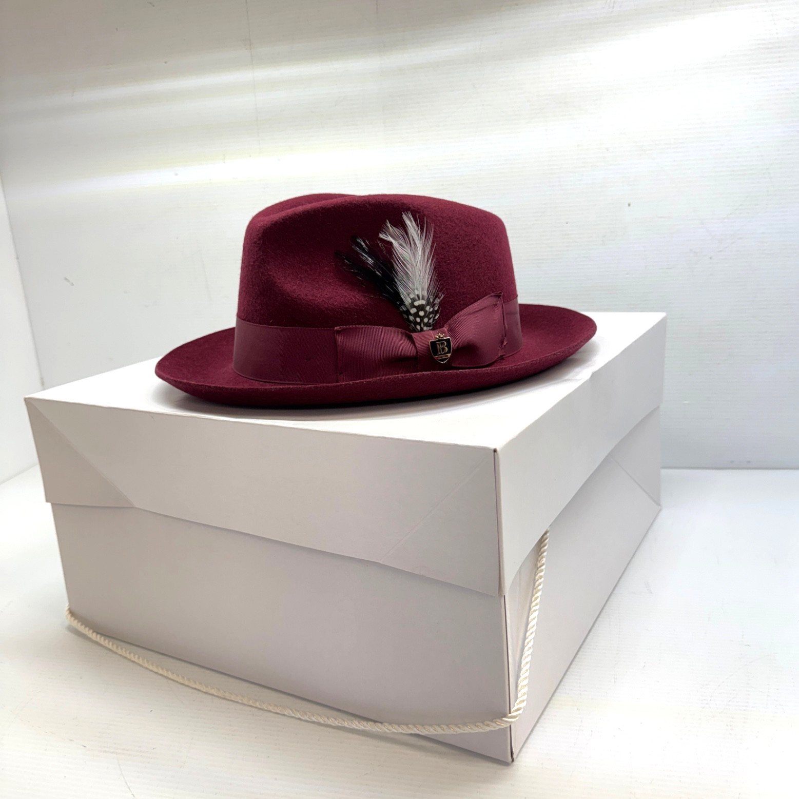 Bruno Capelo Giovani Fedora Burgundy medium size w/box