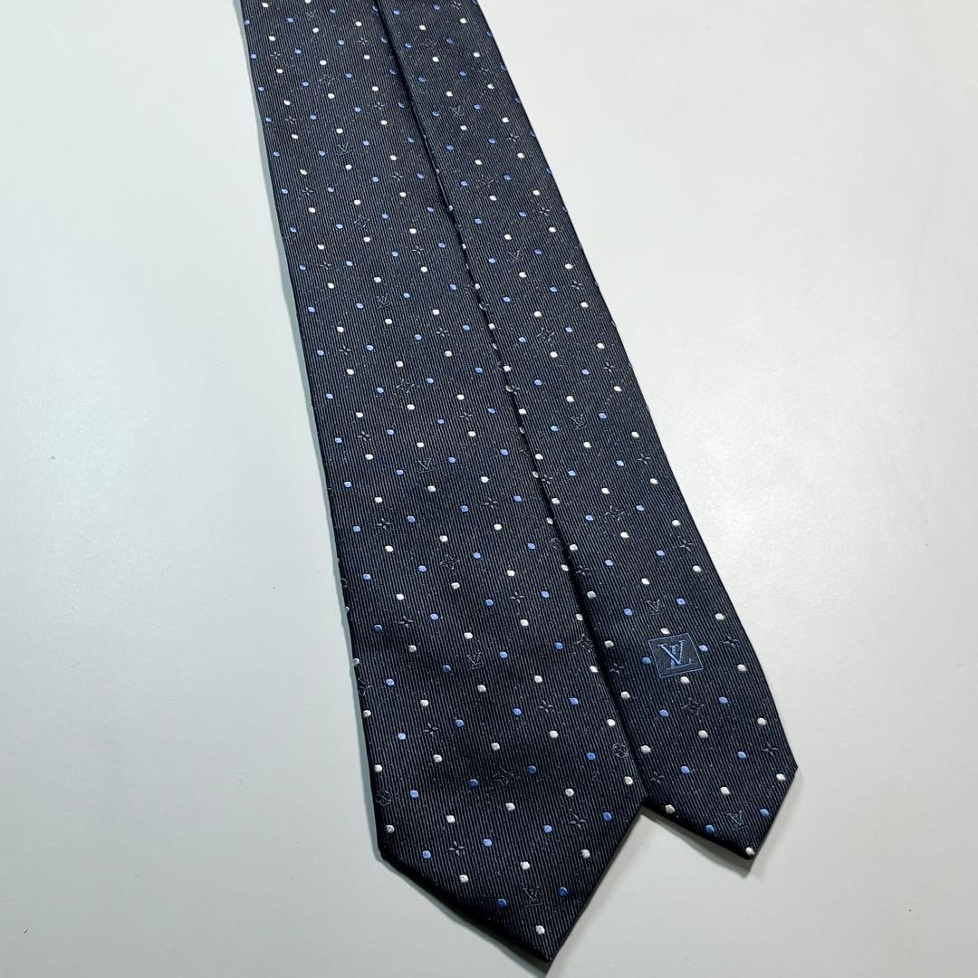 LOUIS VUITTON Monogram Dot Narrow Tie Charcoal Gray Silk 2.8 in