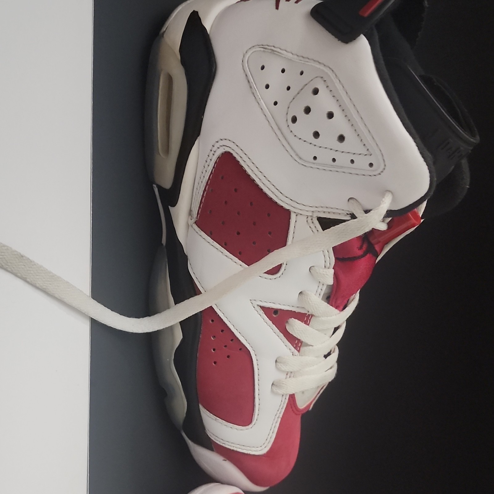 Nike Air Mid Top Sneaker Teens Athletic Colorblock White Red Black Lace-Up