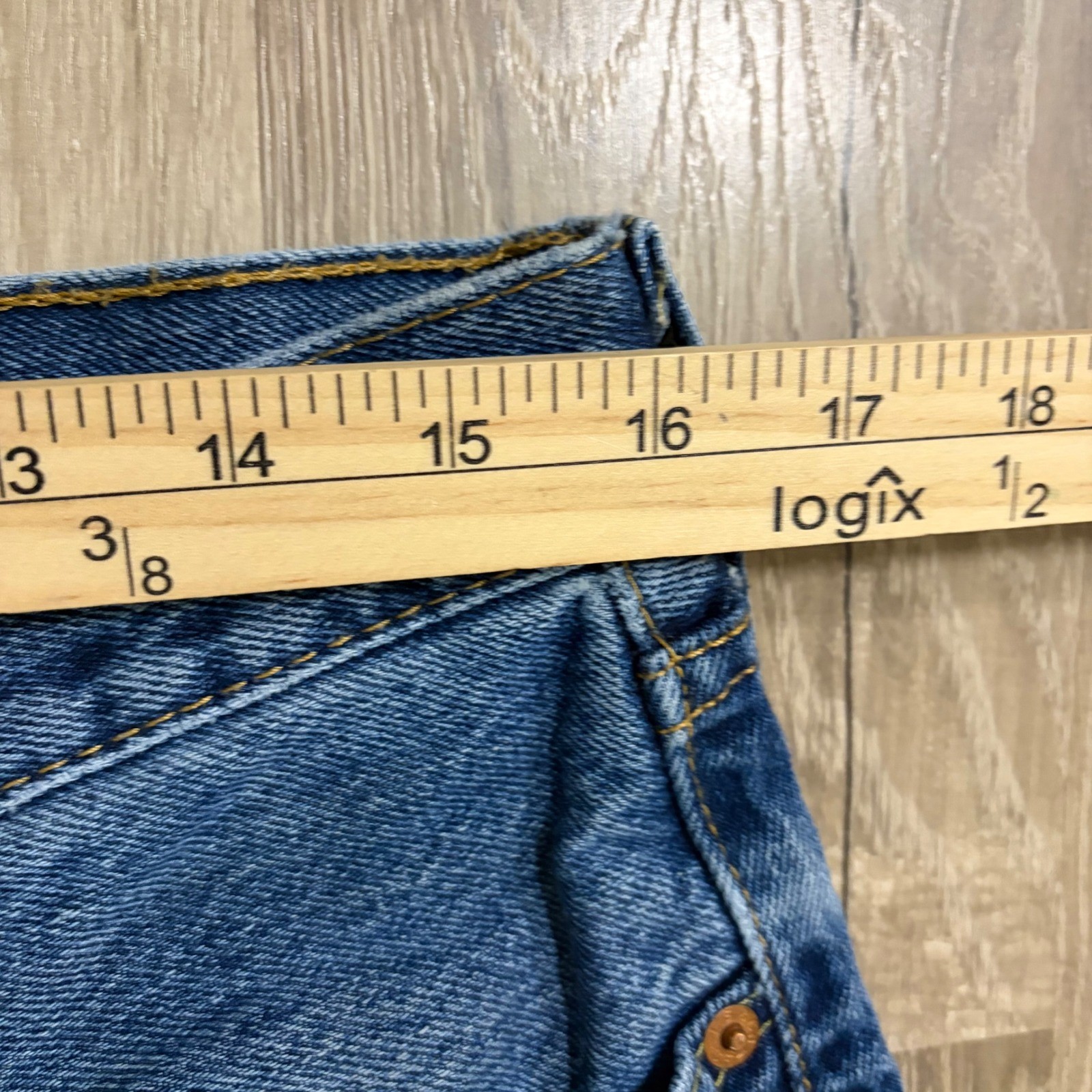 Levis 550 Relaxed Fit Blue Denim Jeans Men 34×32 (32×30) Medium Wash 100% Cotton