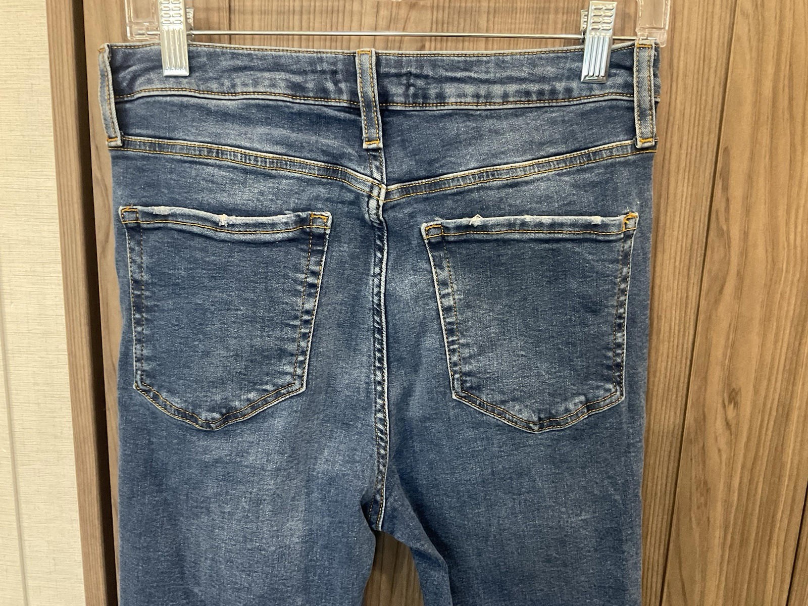 Forever 21 Womens Blue Jeans No Tags Size 28 Waist 30” Hip 26” Inseam