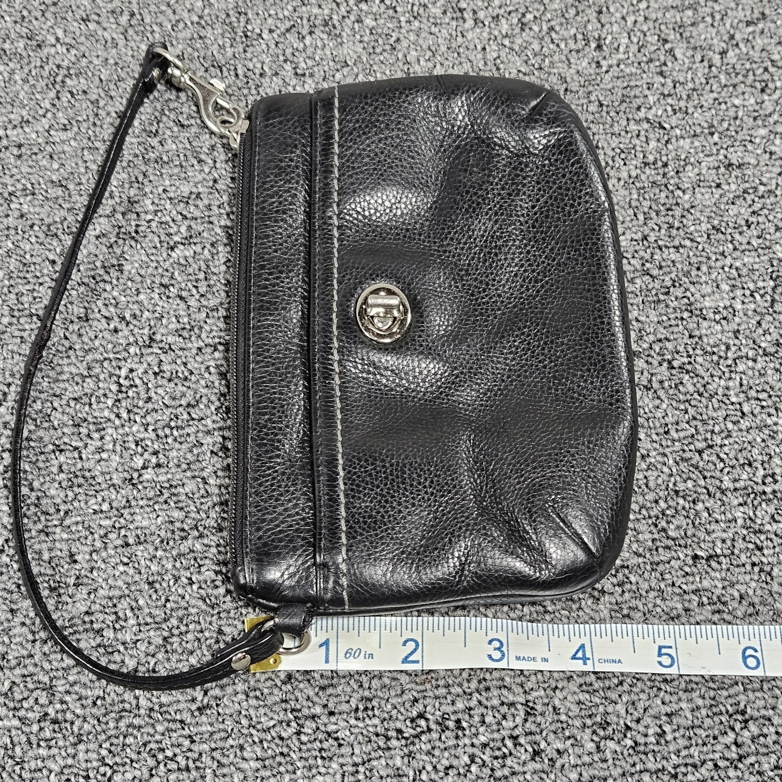 Black Pebbled Leather Turnlock Wristlet Zip Top Clutch Bag with Teal Lining