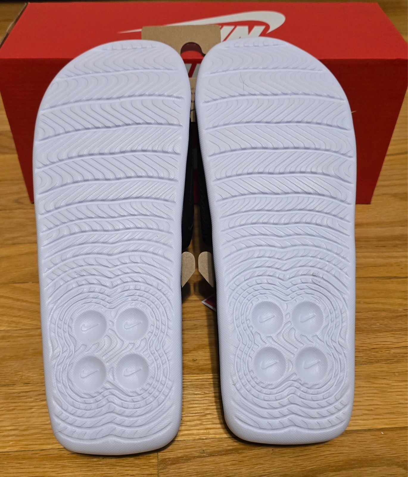 Nike Air Max Cirro Slide ~ Black / White ~ (DC1460-004) Multiple Sizes Available