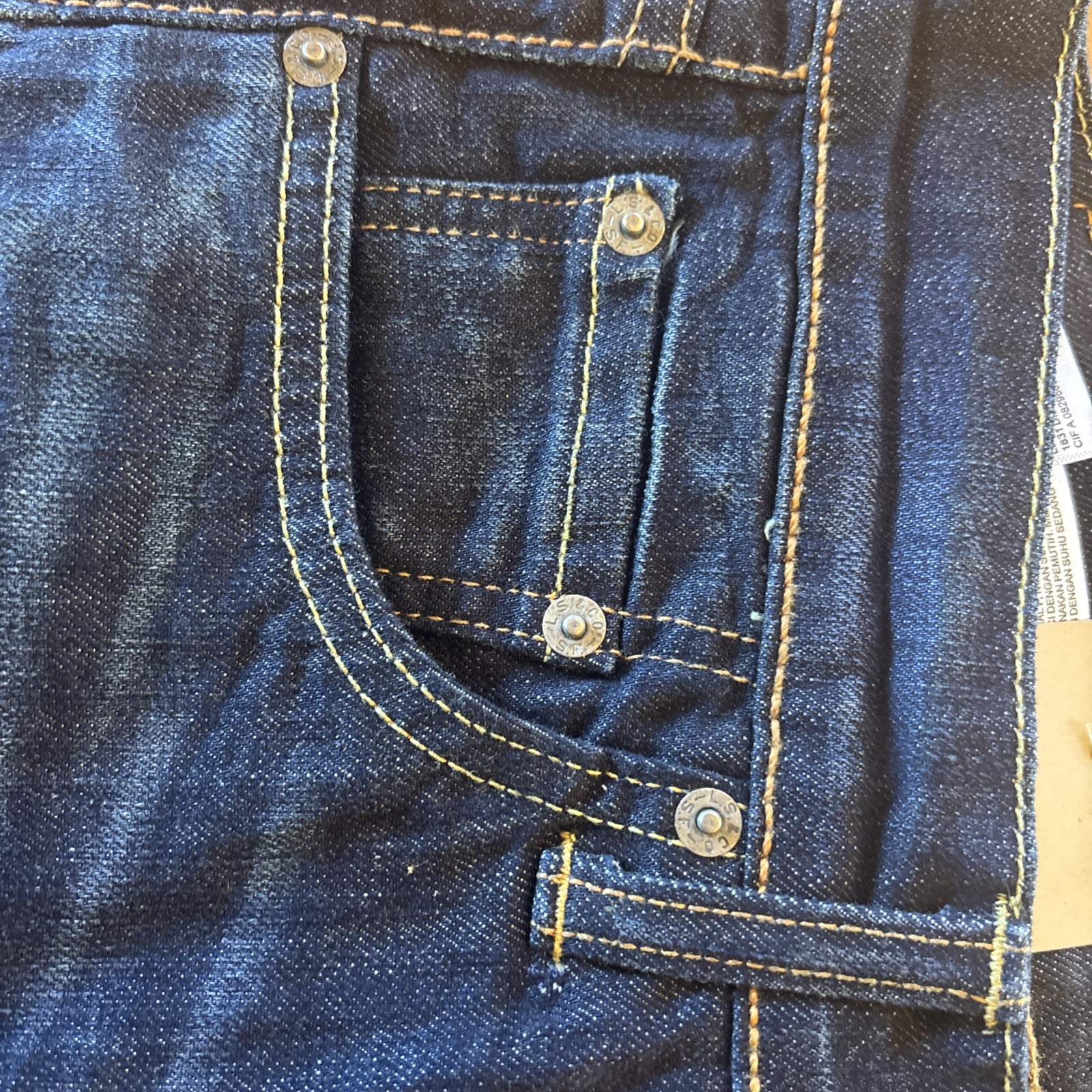 LEVI’S 511 MEN’S JEANS SIZE 30W 32L SLIM FIT BLUE SUPER SOFT FABRIC. NEW