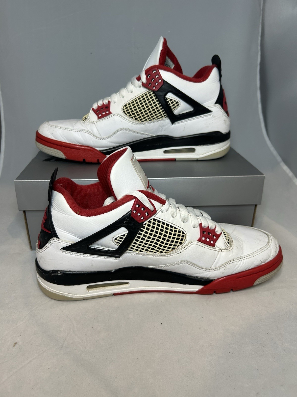 Size 11 – Jordan 4 Retro Fire Red