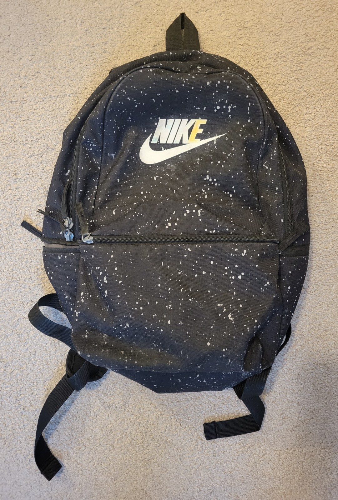 Nike Black and white spotted Backpack fair Condition zippers work well school
