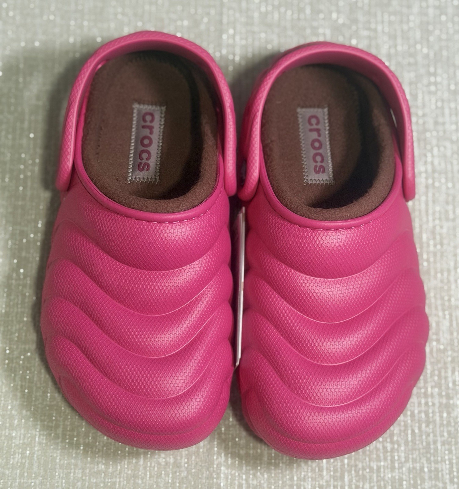 CROCS Classic Lined Overpuff Clog Dragonfruit Pink W6/M4