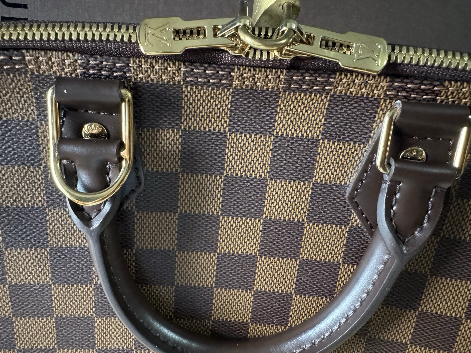 louis vuitton damier ebene alma pm